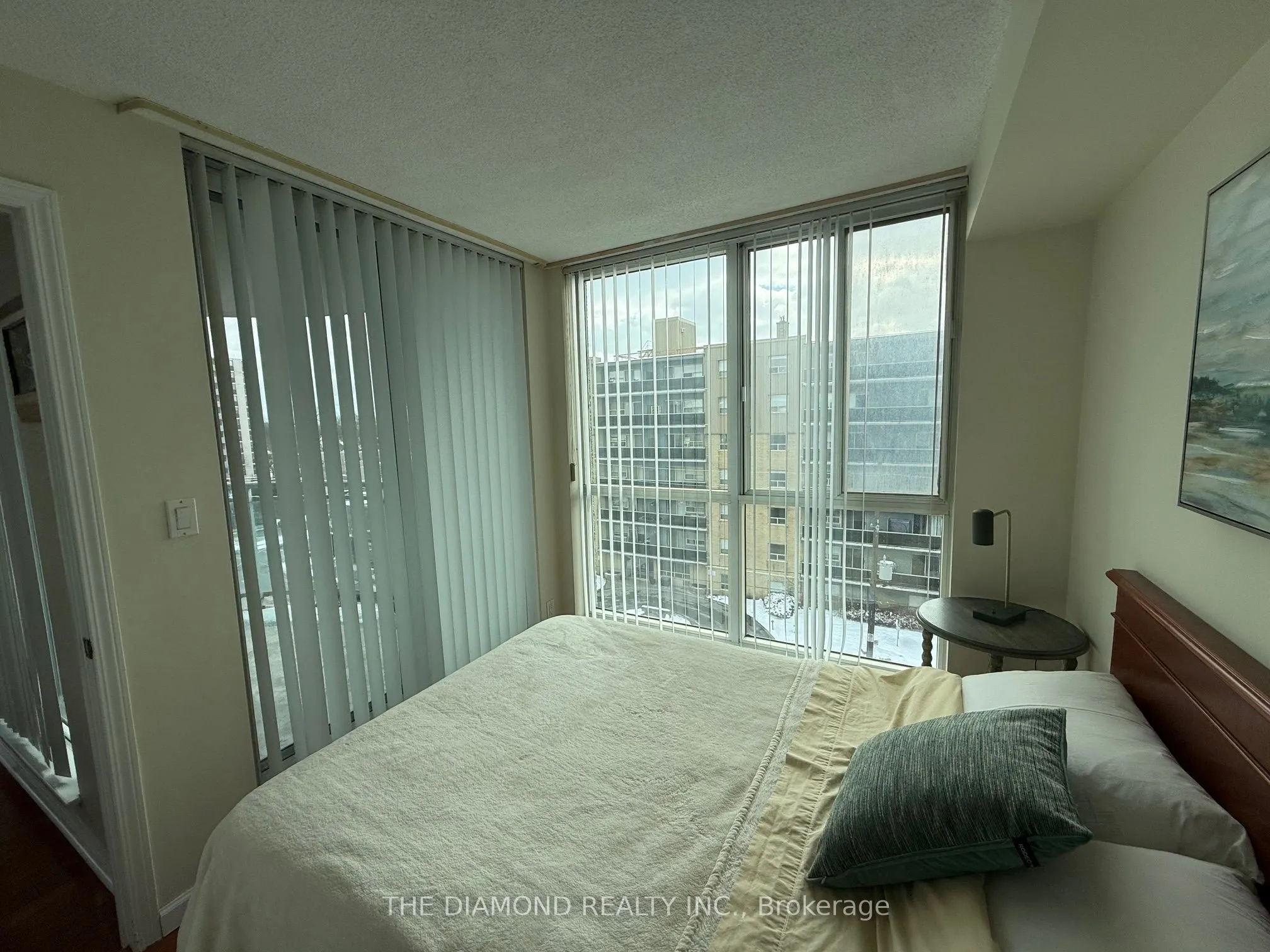 398 Eglinton Avenue E, #707