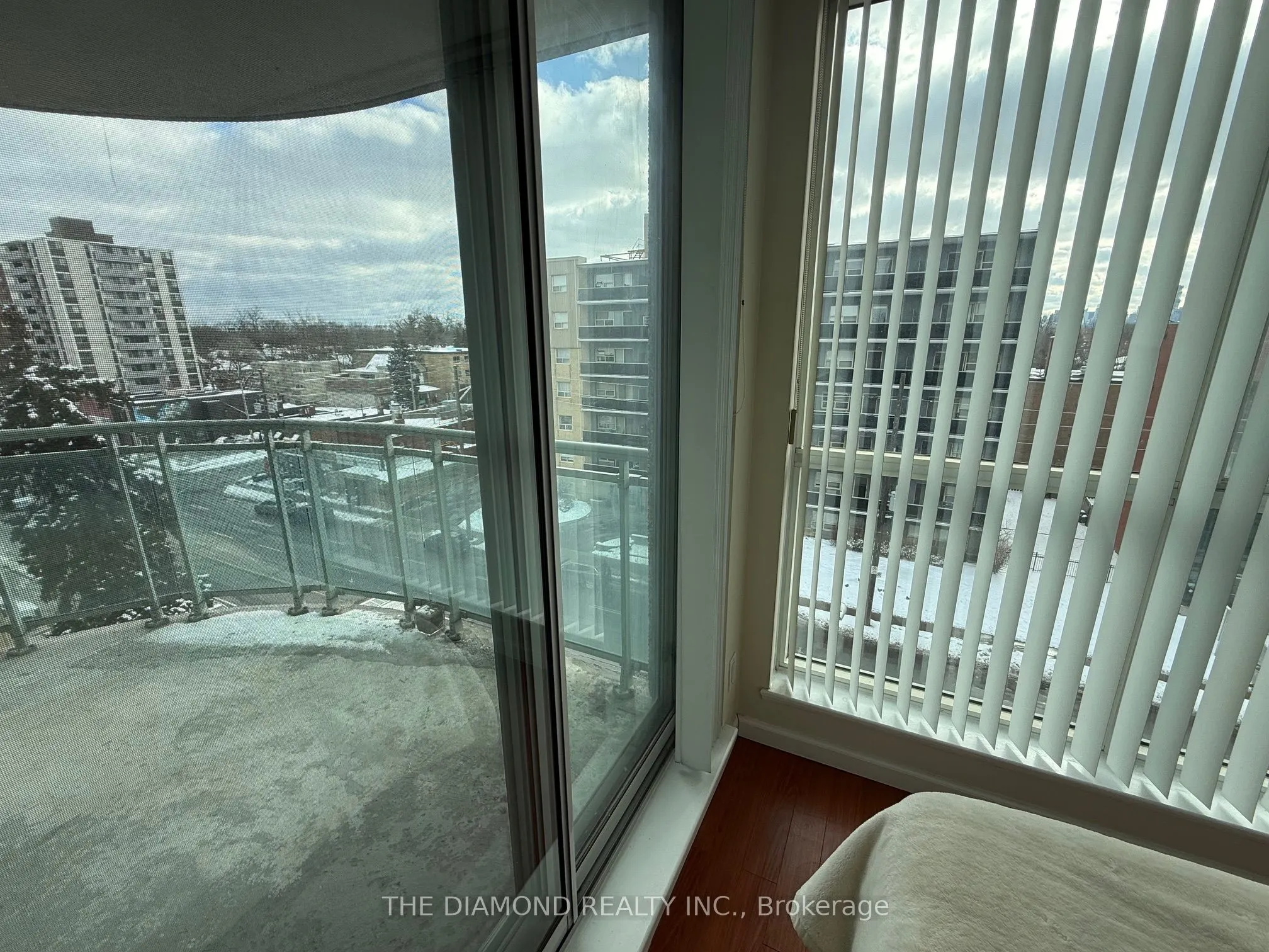 398 Eglinton Avenue E, #707