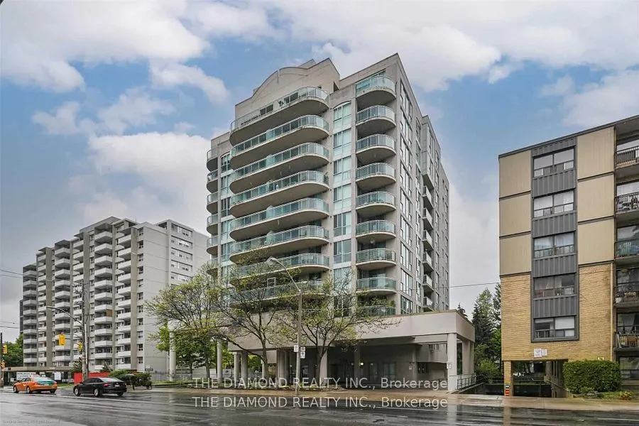 398 Eglinton Avenue E, #707