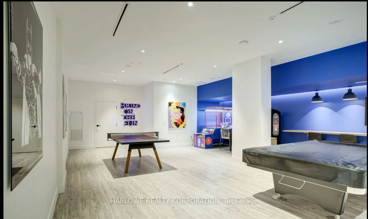 130 River Street, #1806