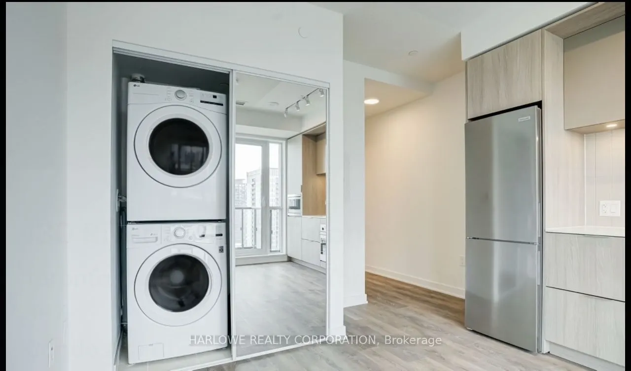 130 River Street, #1806