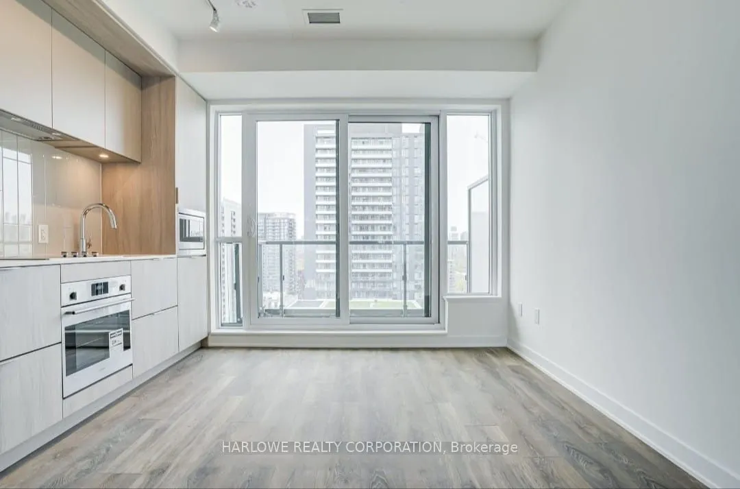 130 River Street, #1806