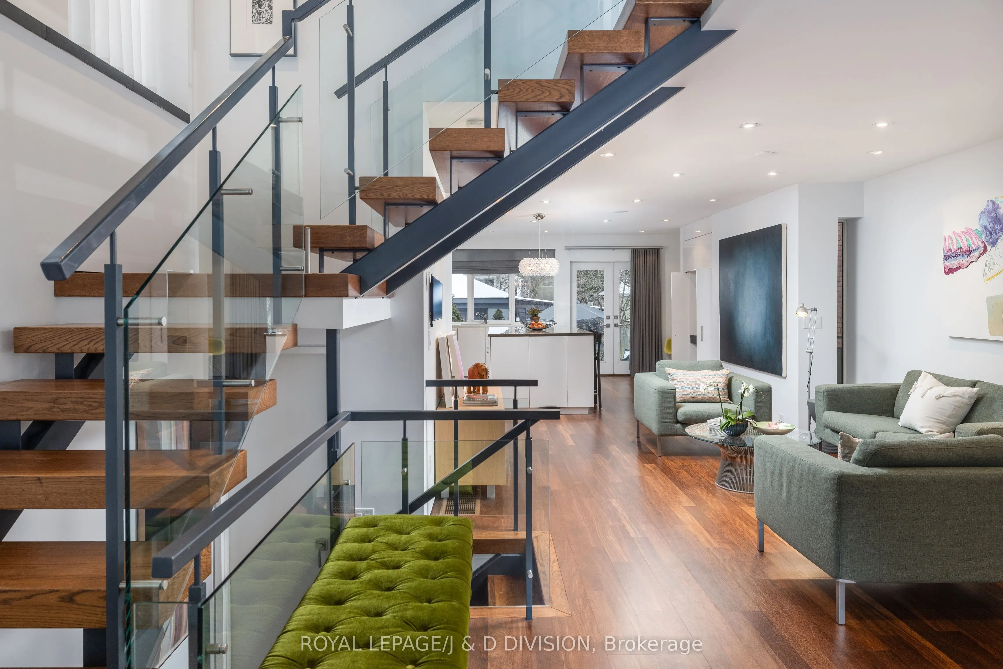 44 Standish Avenue