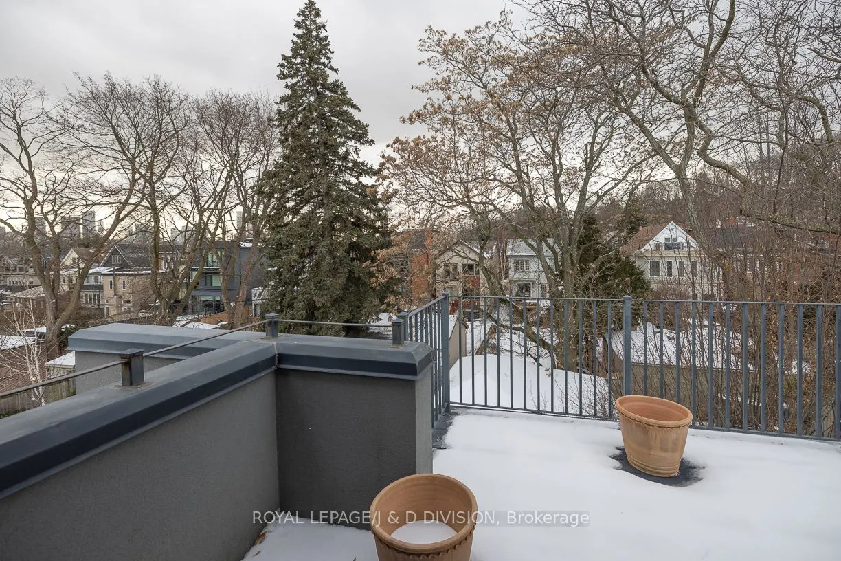 44 Standish Avenue