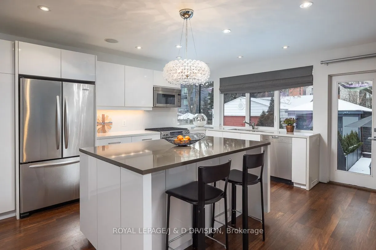 44 Standish Avenue