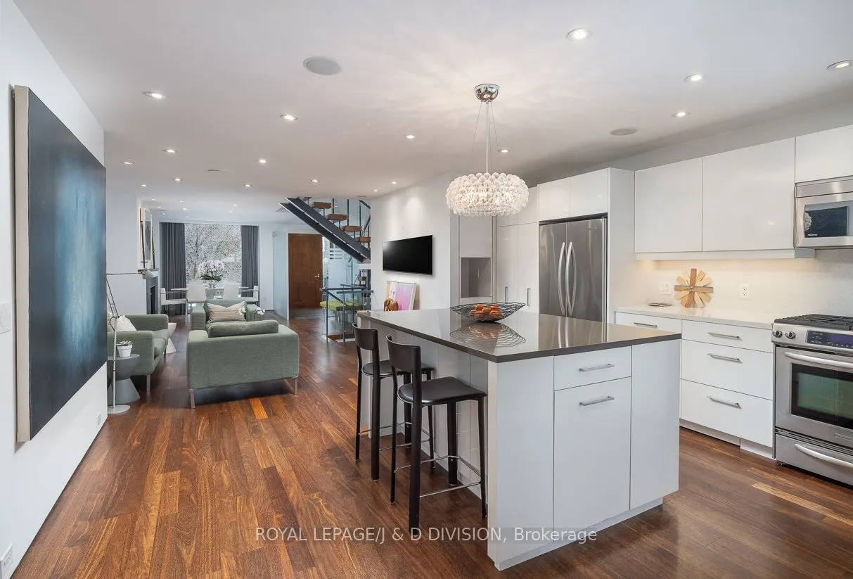 44 Standish Avenue