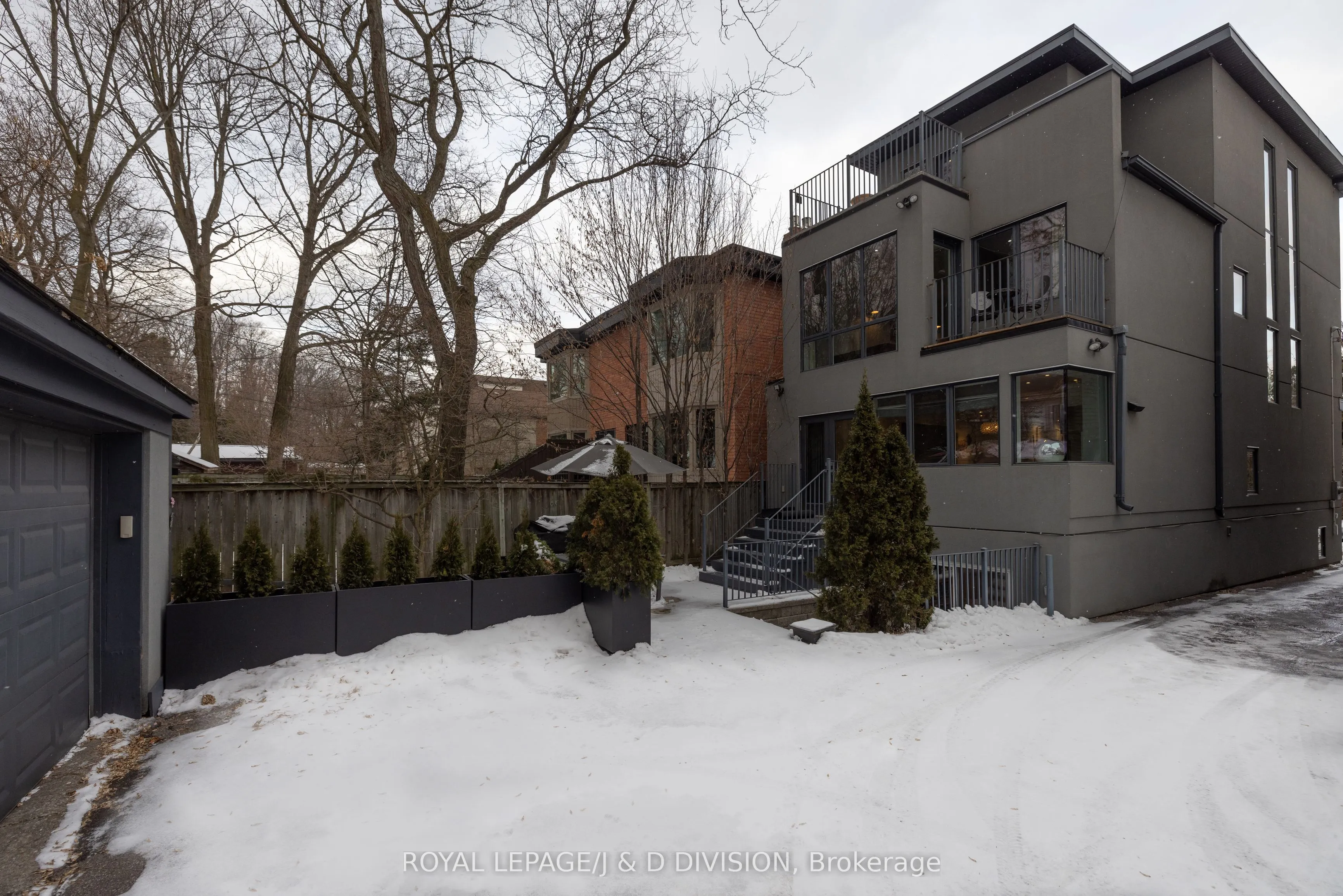 44 Standish Avenue