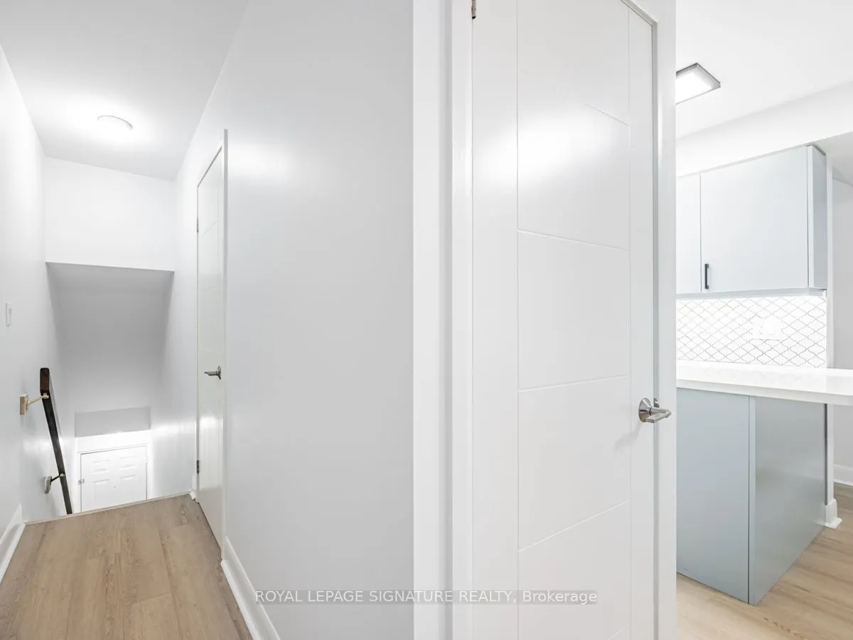 415 Jarvis Street, #401