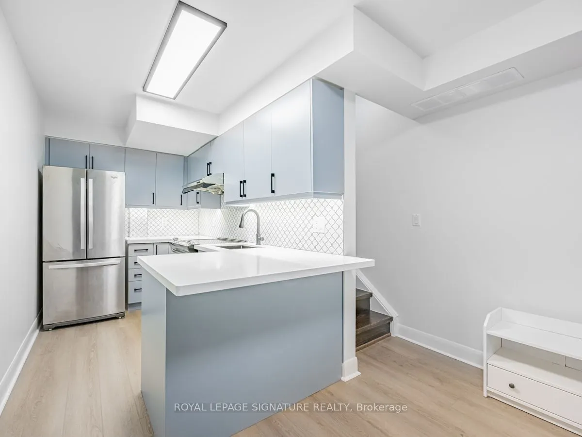 415 Jarvis Street, #401