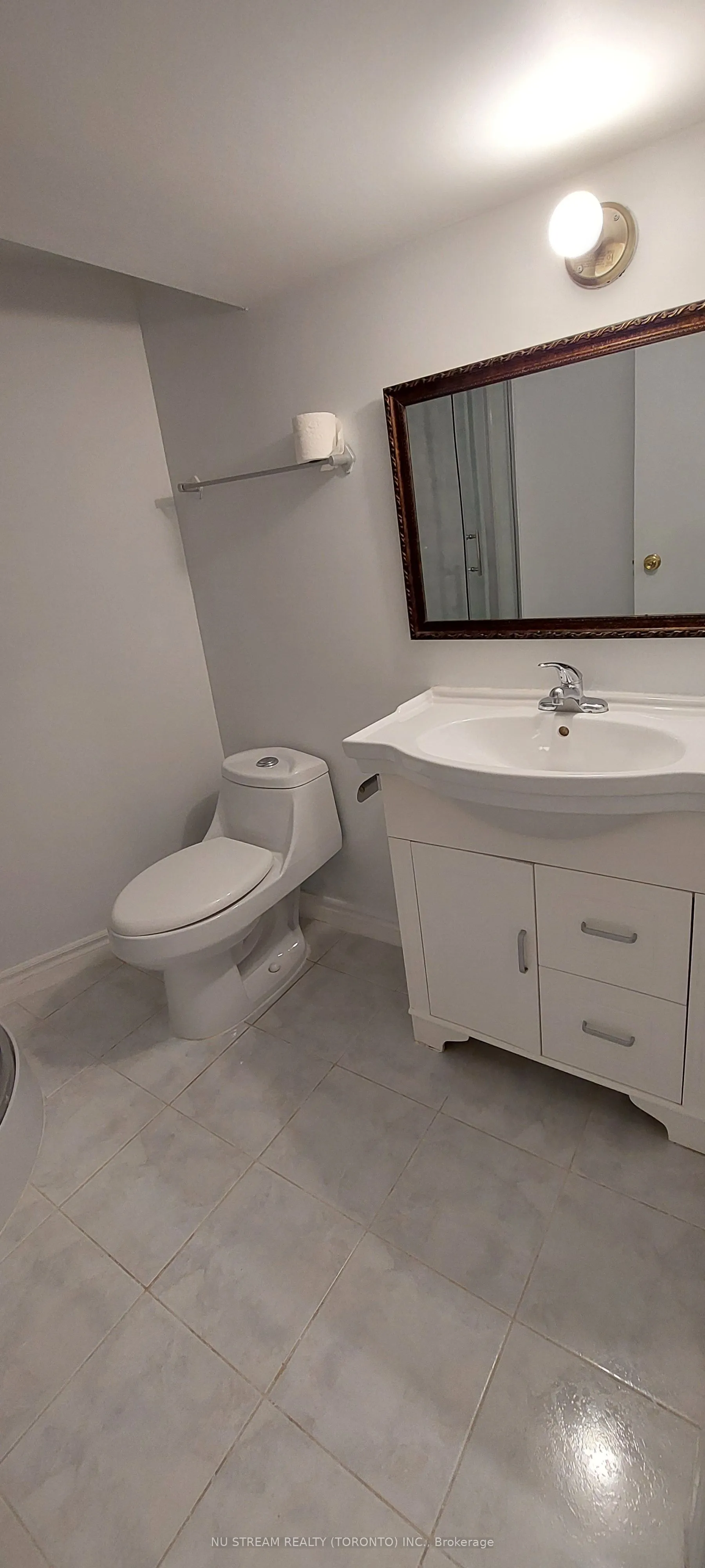 33 Kingslake Road, #Basement