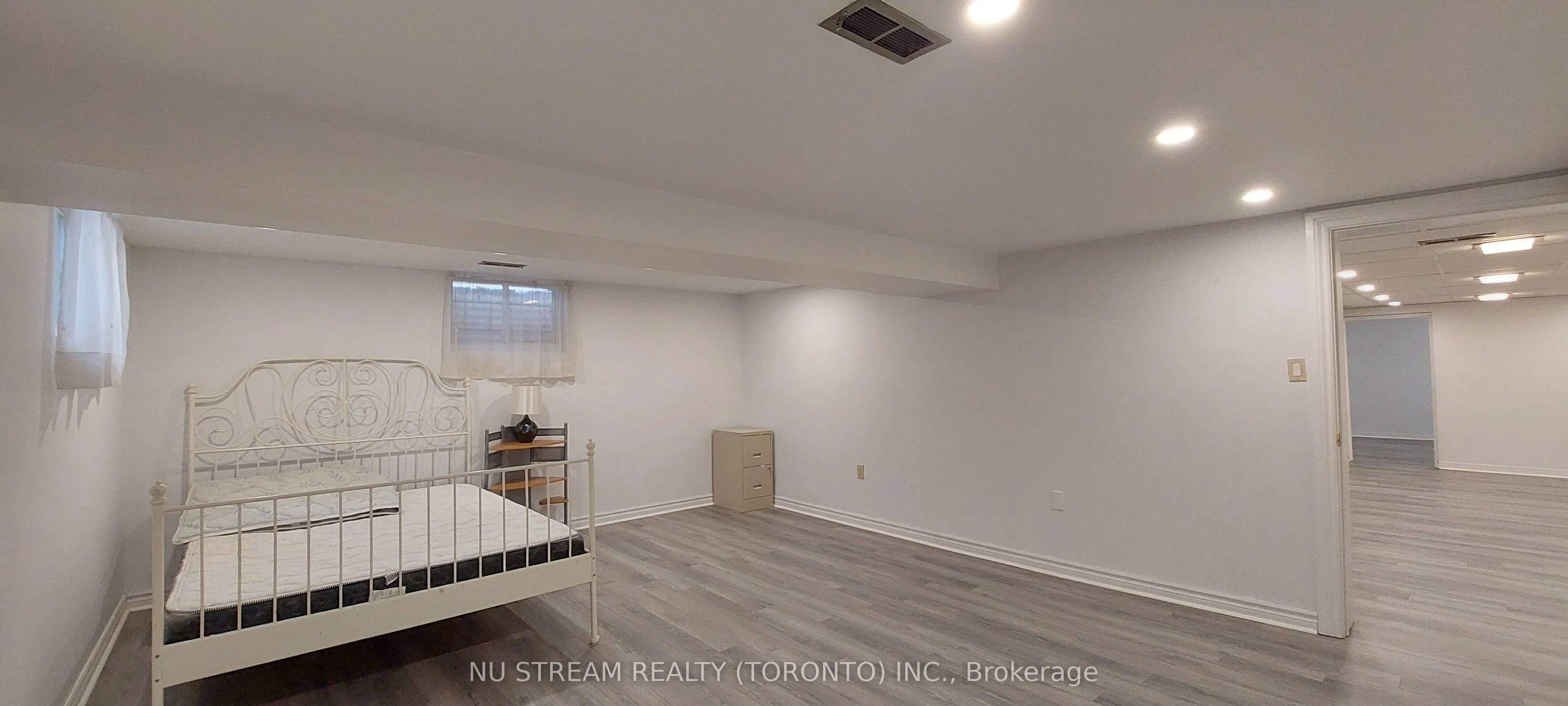 33 Kingslake Road, #Basement