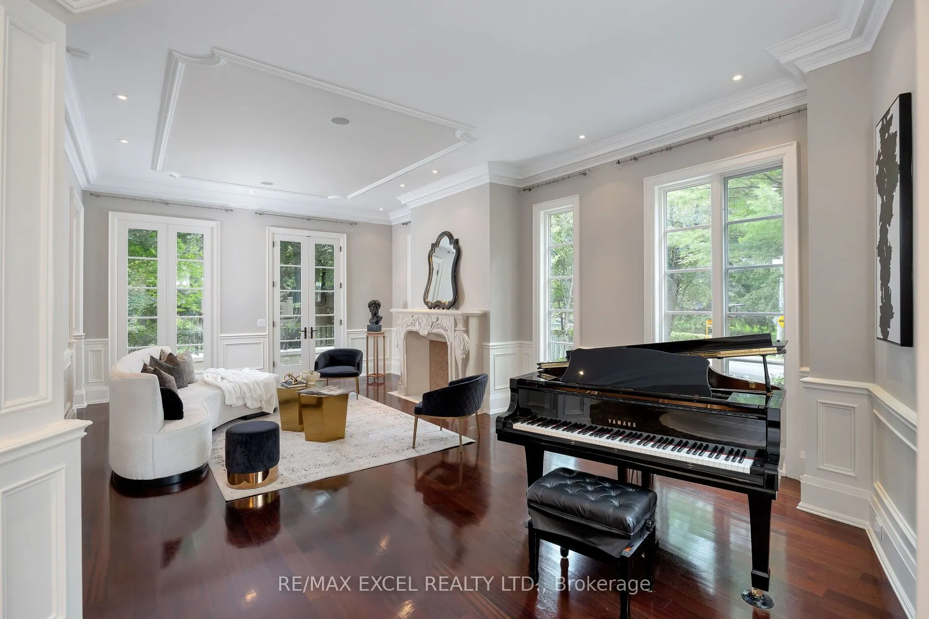 36 Old Yonge Street