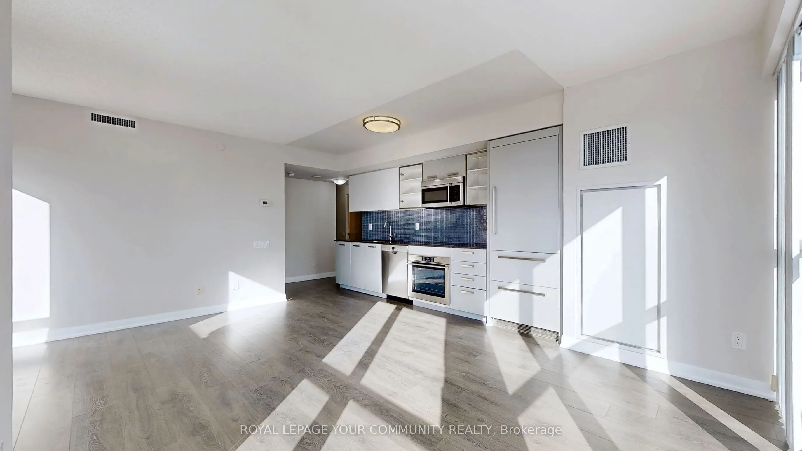 5162 Yonge Street, #1012
