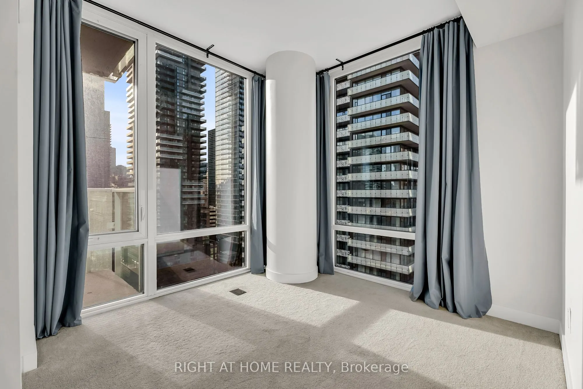 501 Yonge Street, #1212