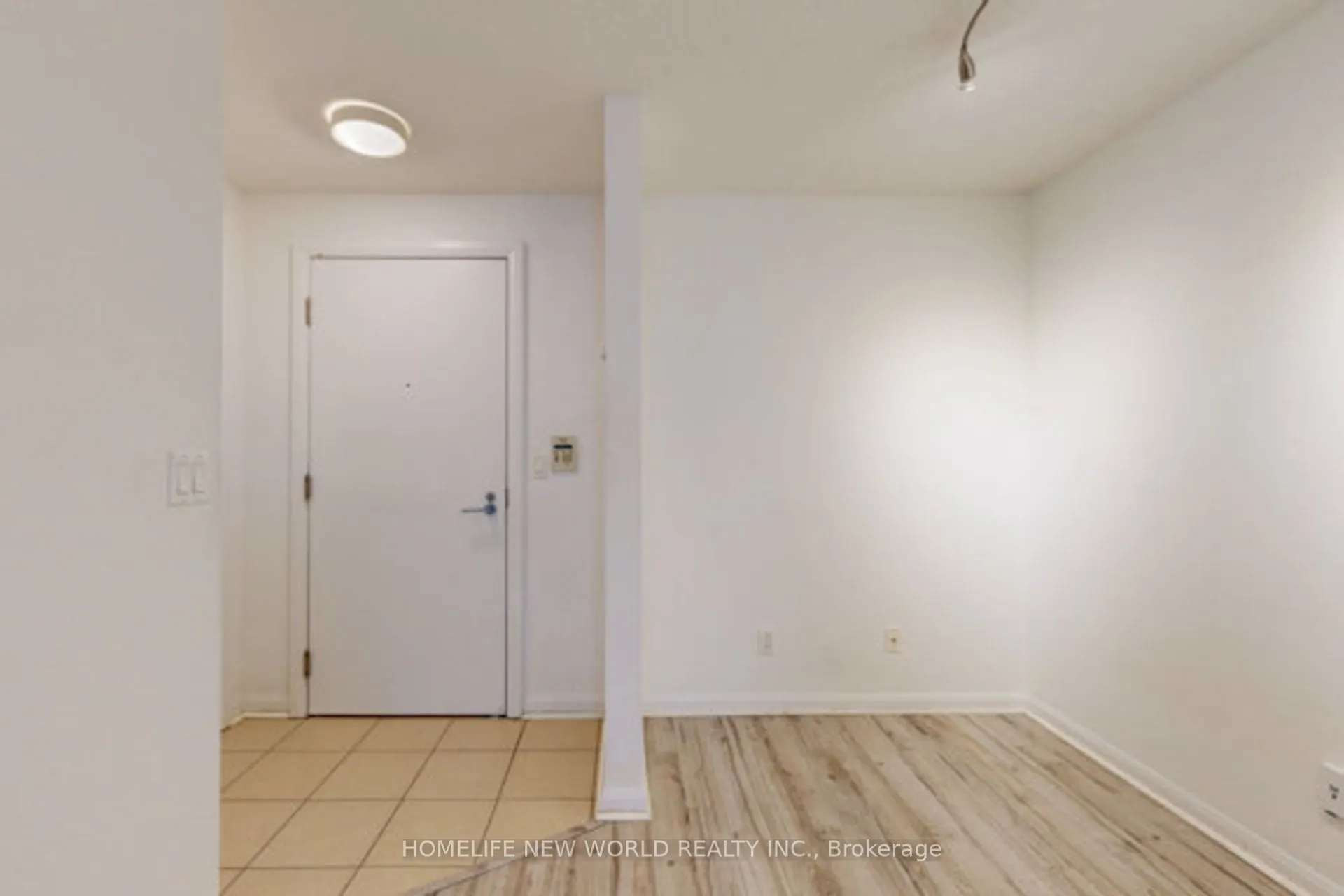111 Elizabeth Street, #752