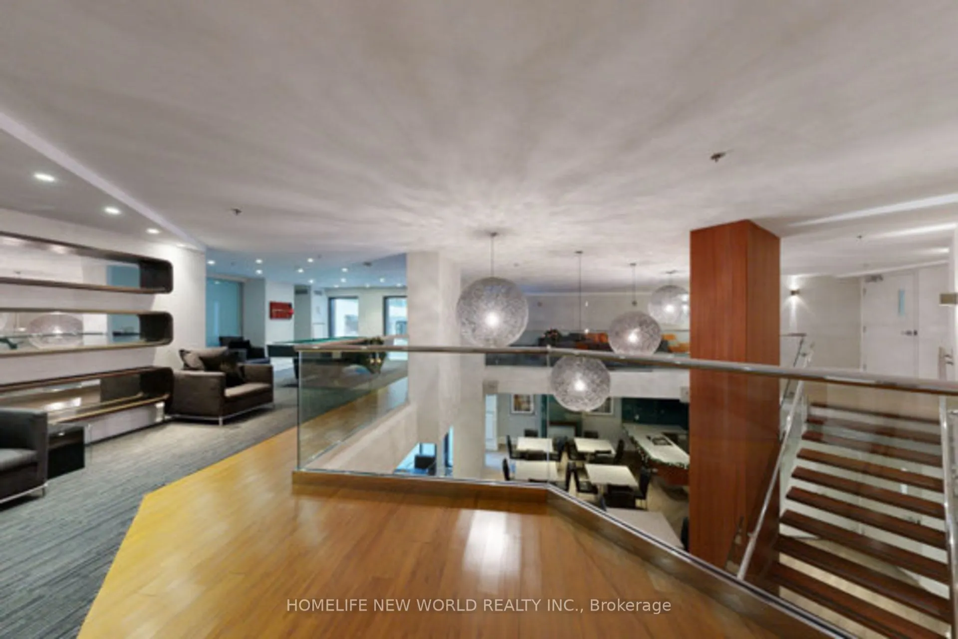 111 Elizabeth Street, #752
