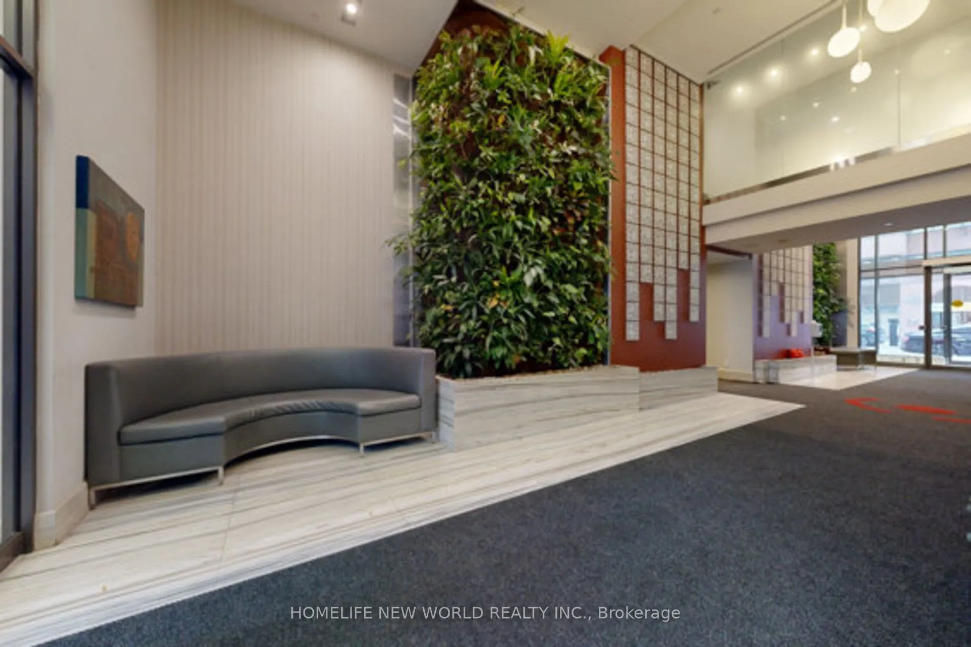 111 Elizabeth Street, #752