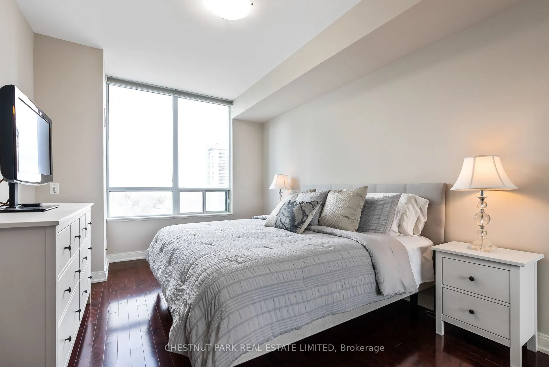 88 Broadway Avenue, #1508