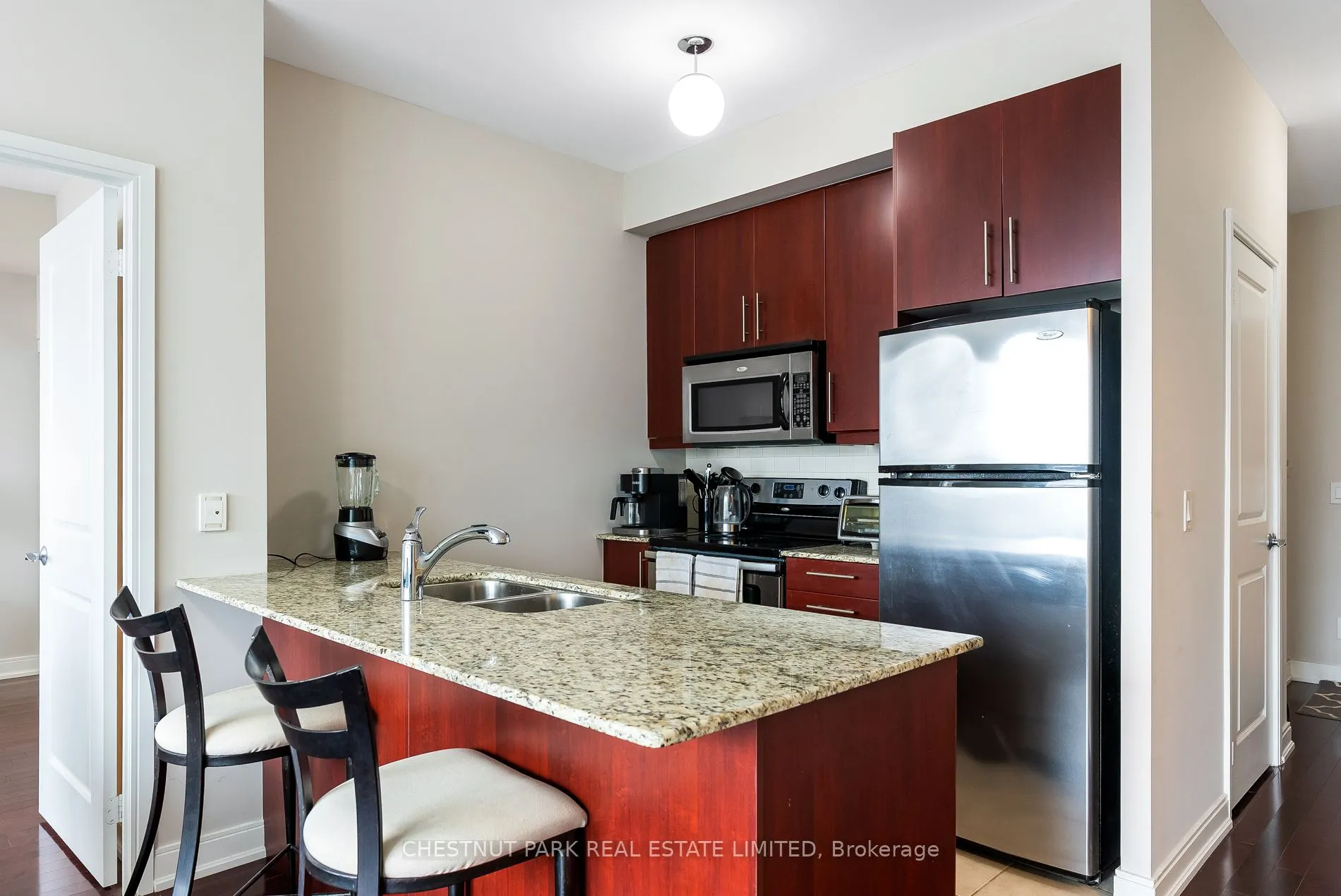 88 Broadway Avenue, #1508