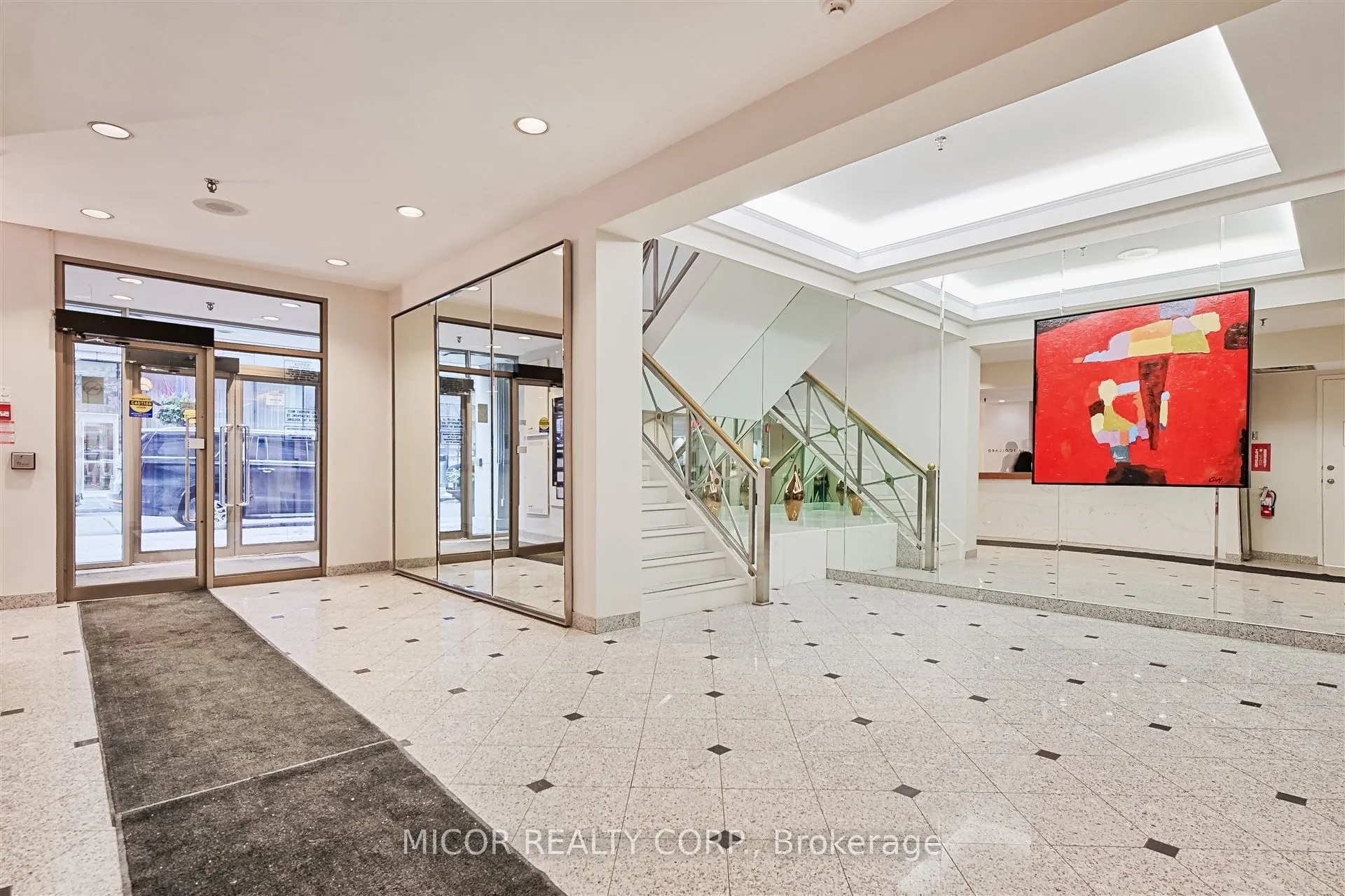 40 Scollard Street, #601