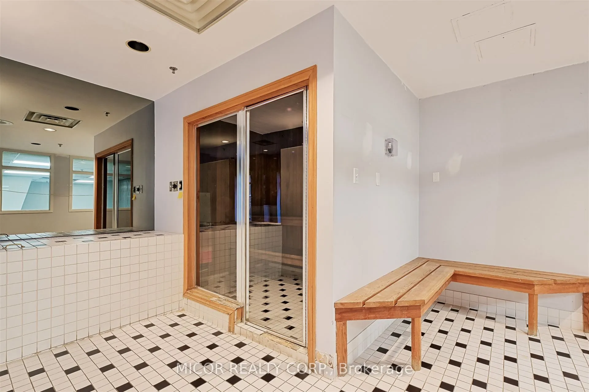 40 Scollard Street, #601