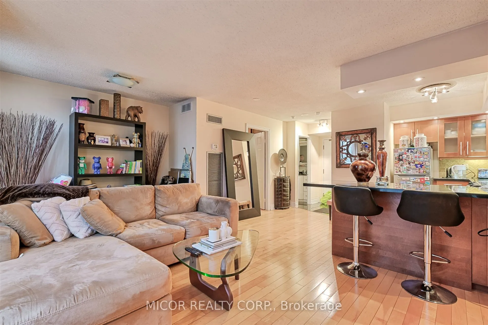 40 Scollard Street, #601