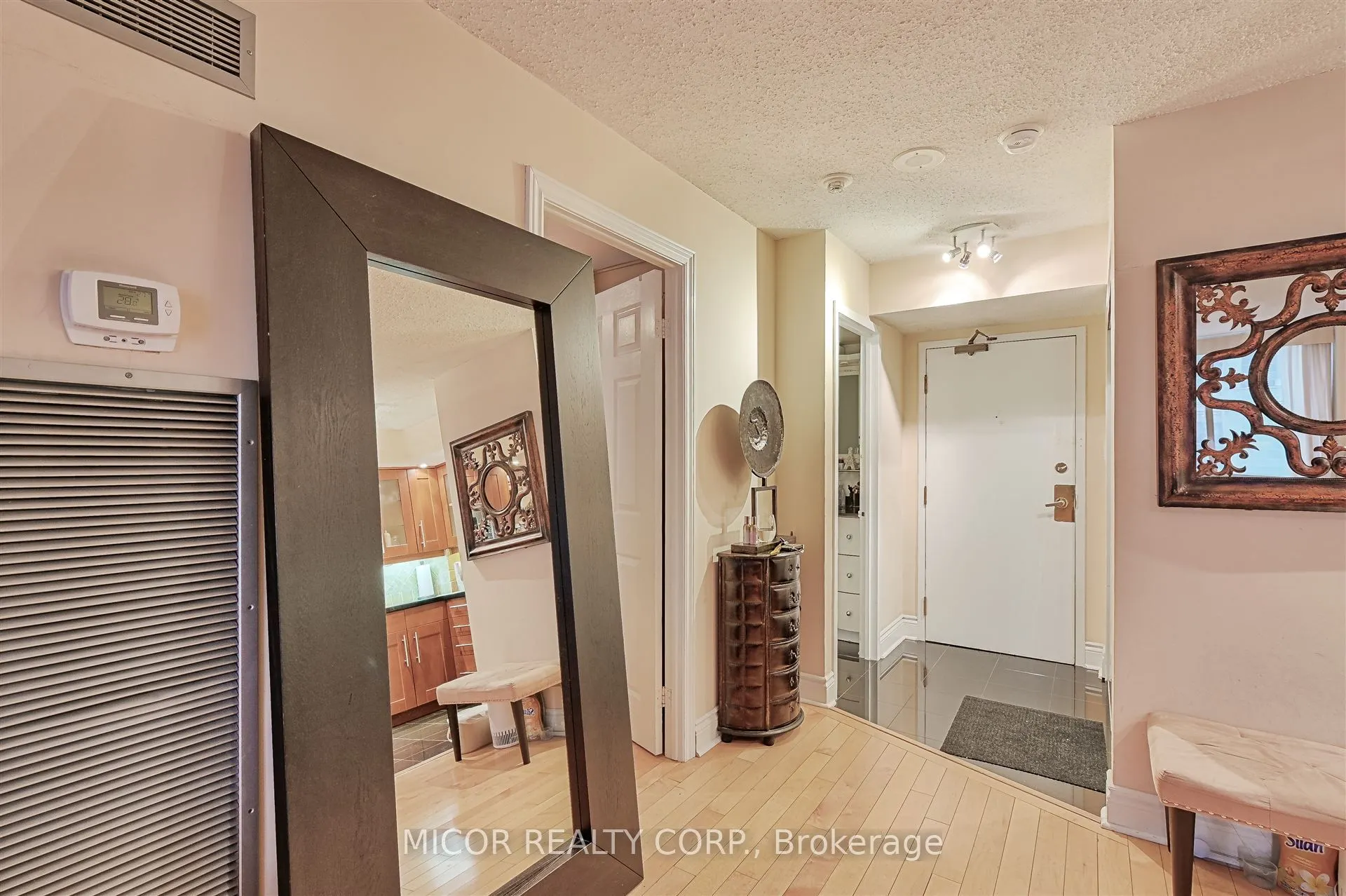 40 Scollard Street, #601