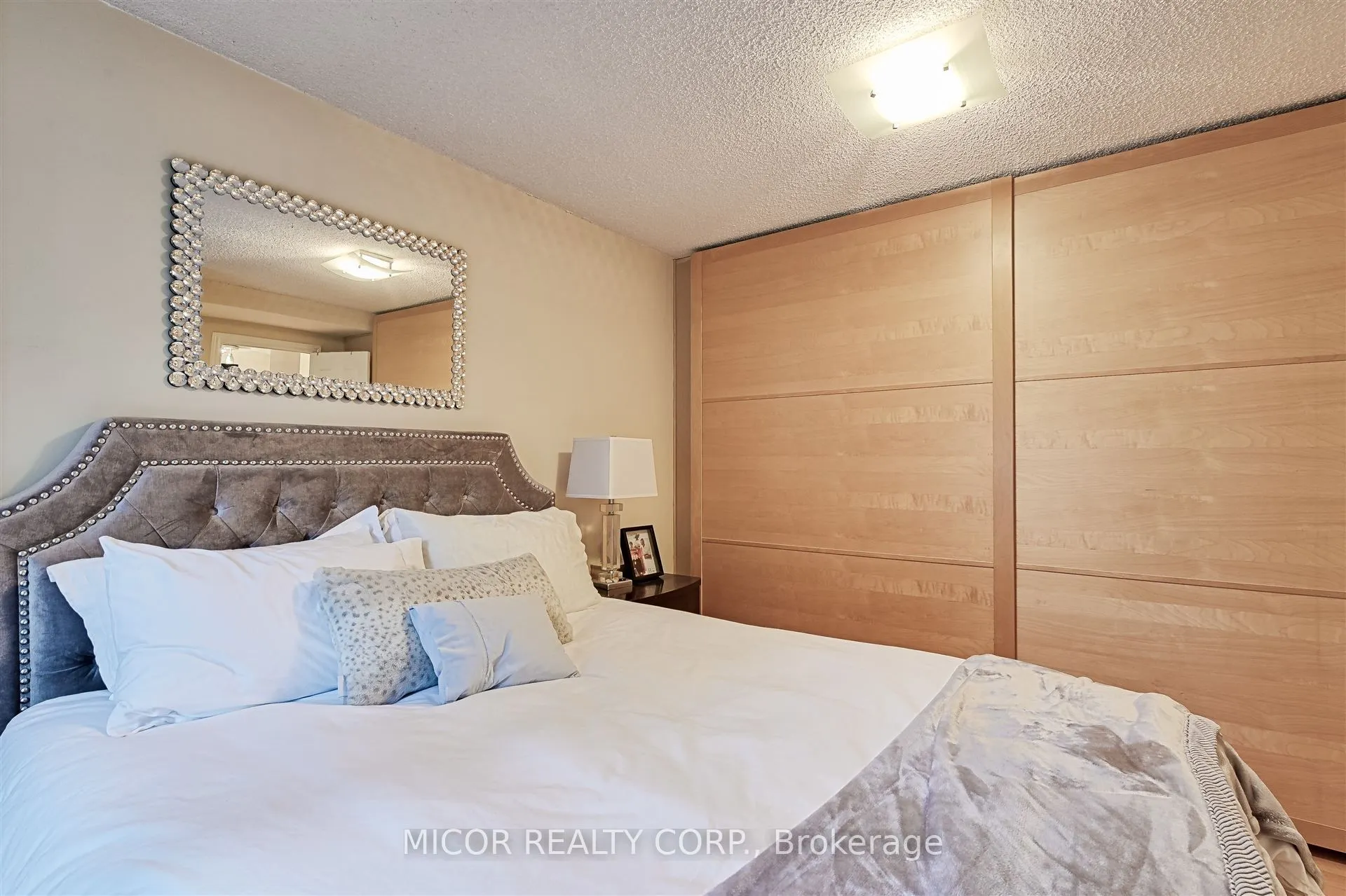 40 Scollard Street, #601