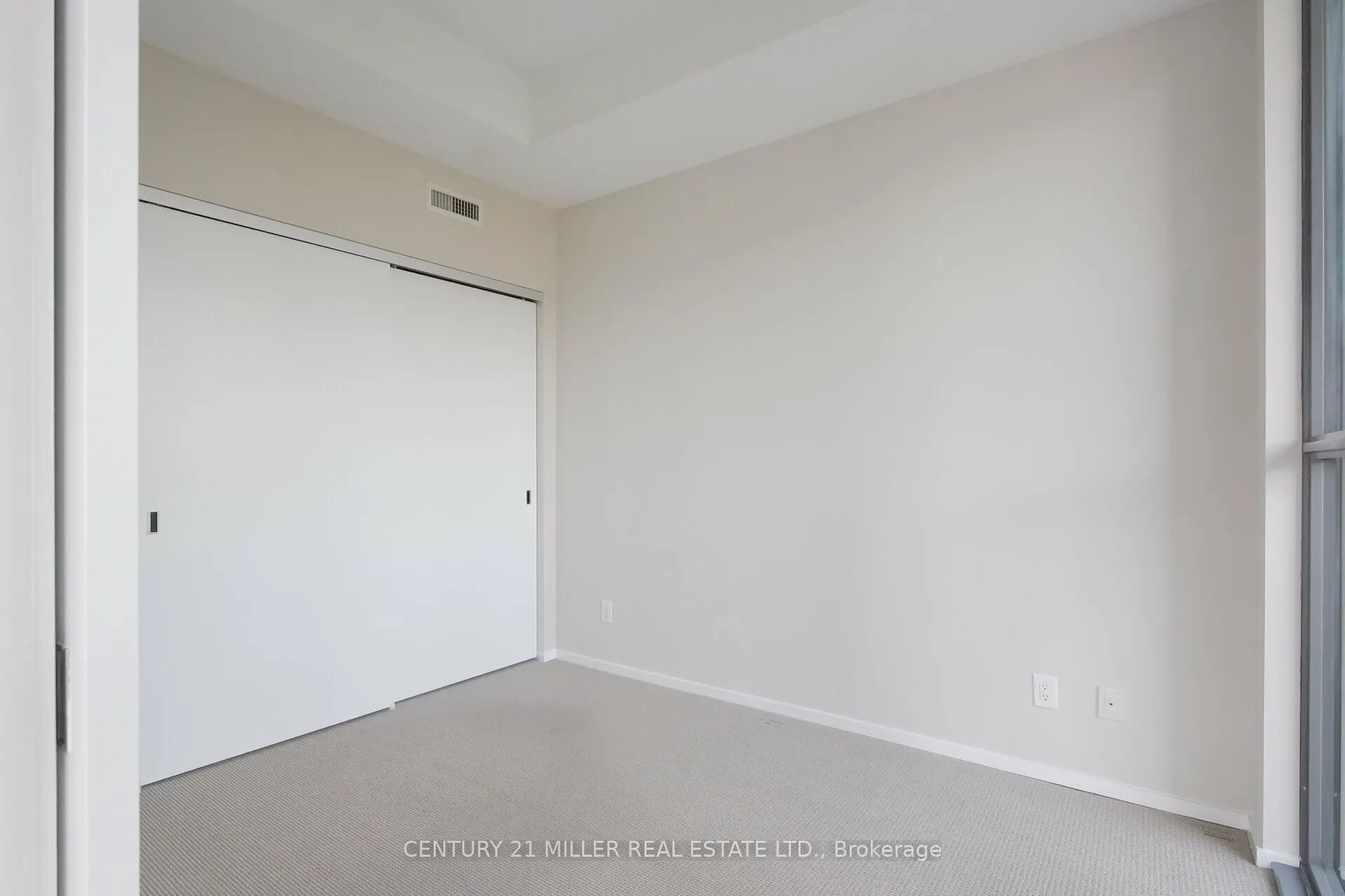 101 Charles Street E #1001