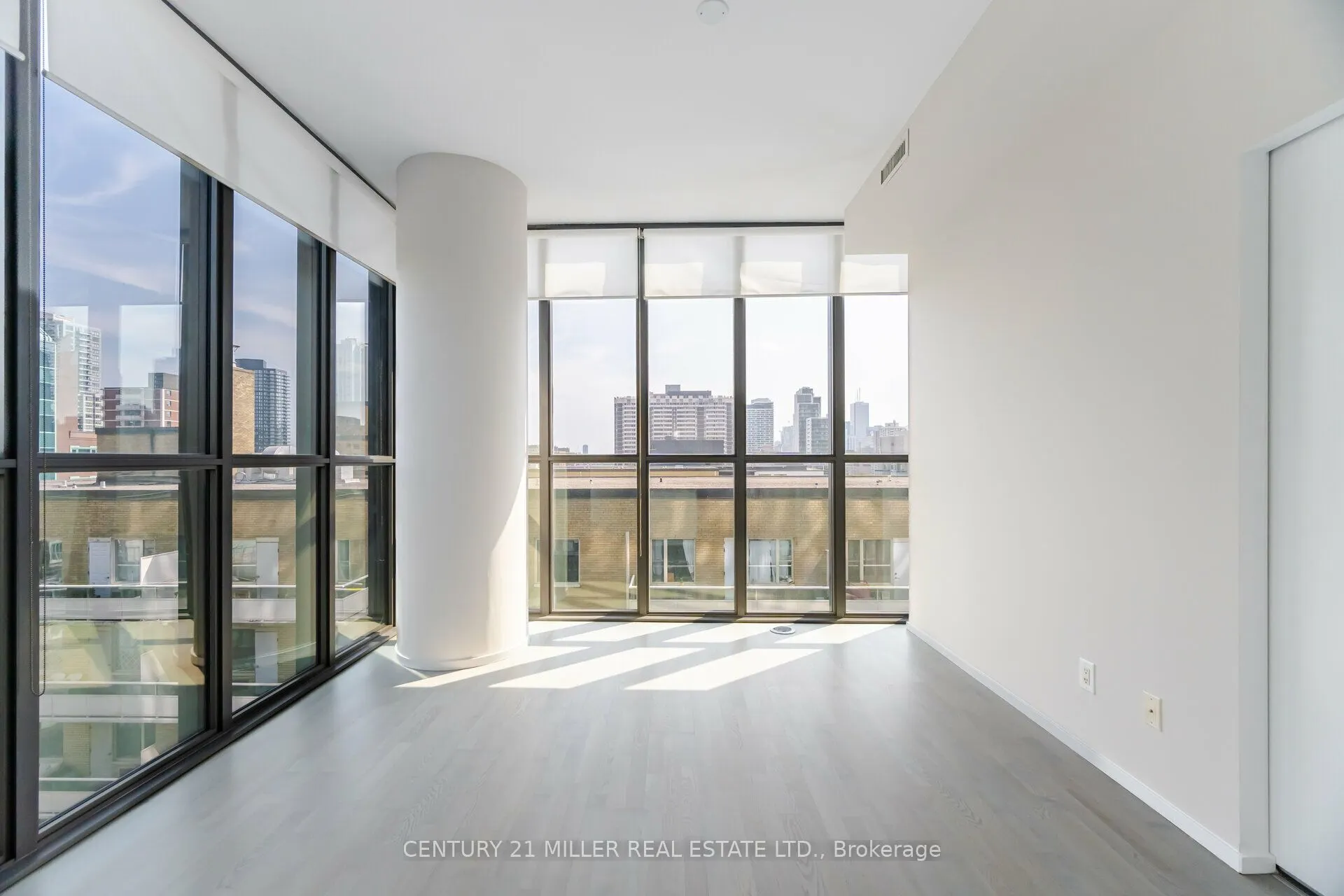 101 Charles Street E #1001