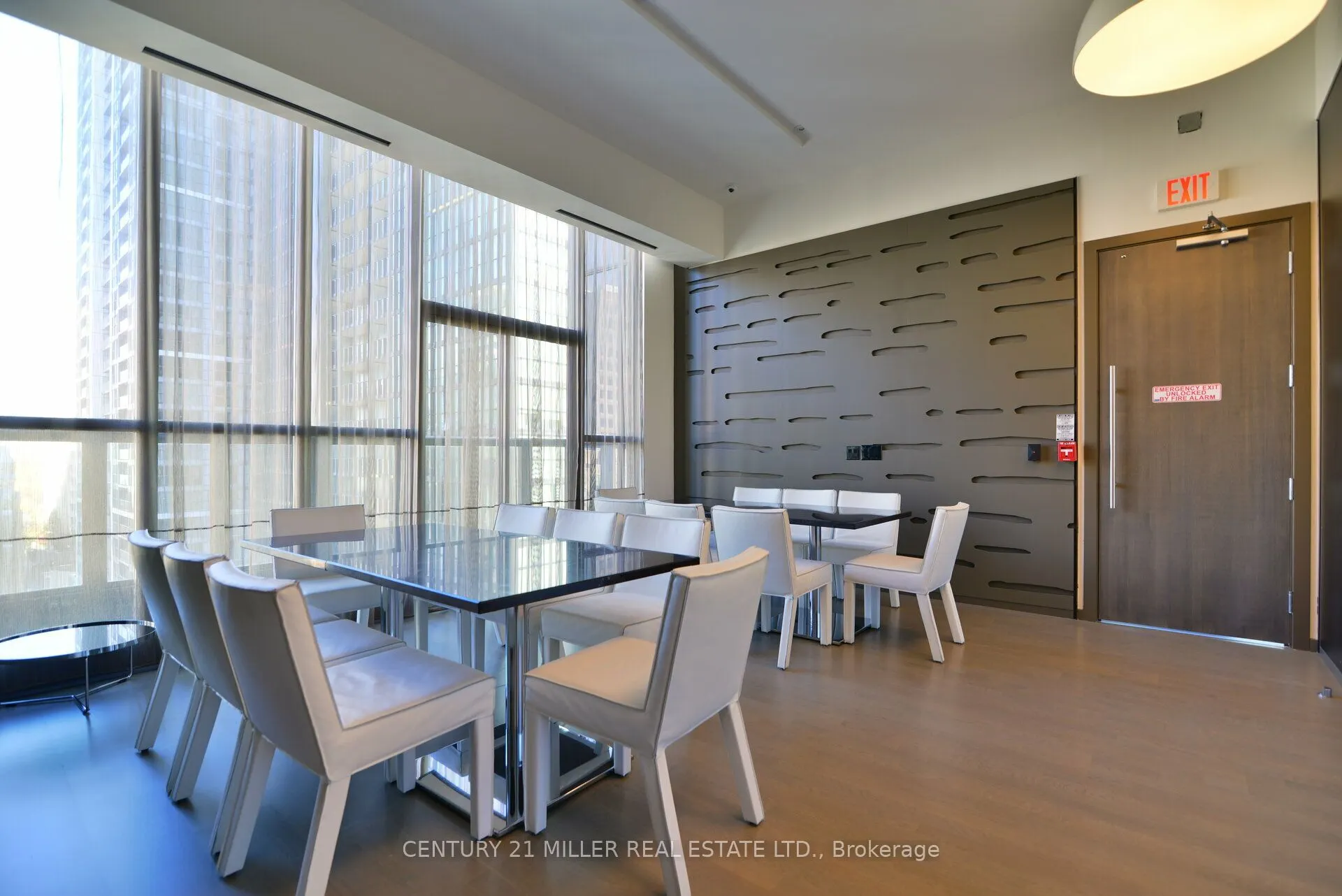 101 Charles Street E #1001