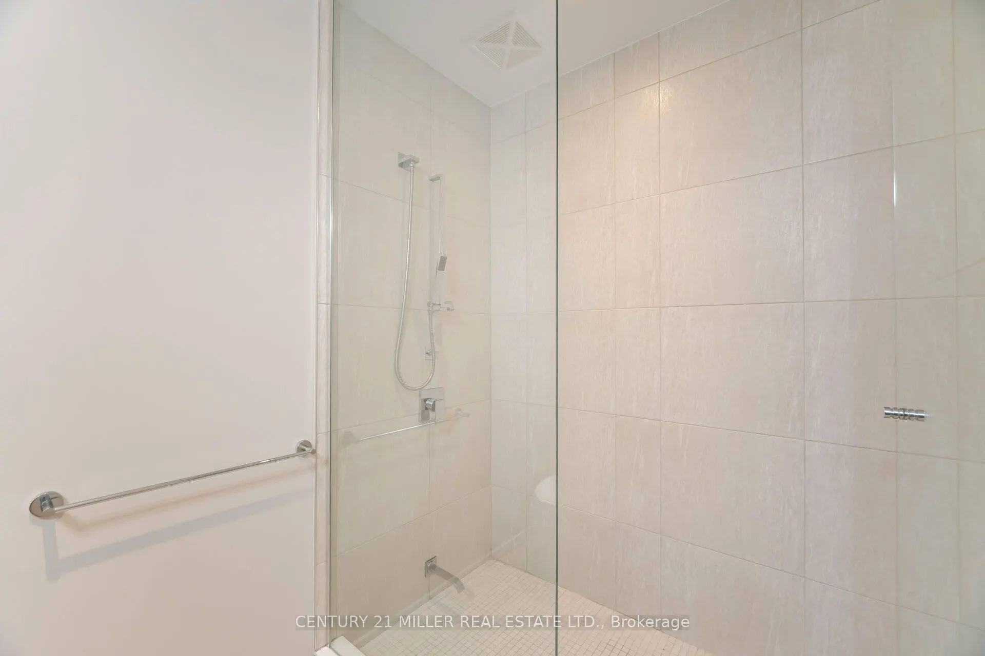 101 Charles Street E #1001