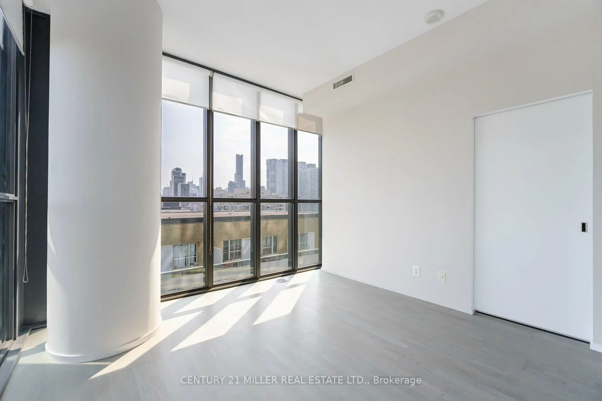 101 Charles Street E #1001