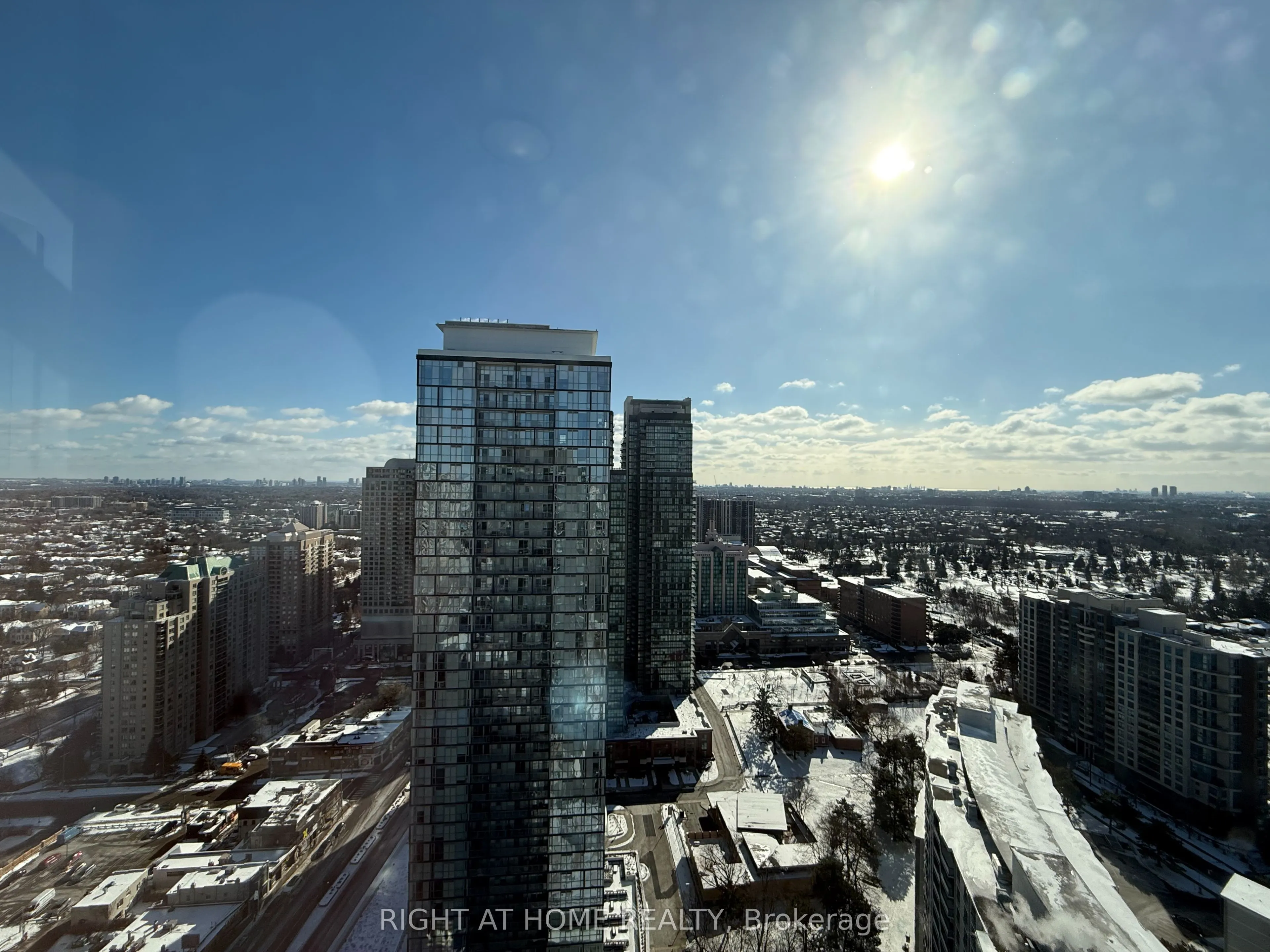 15 Ellerslie Avenue #PH03