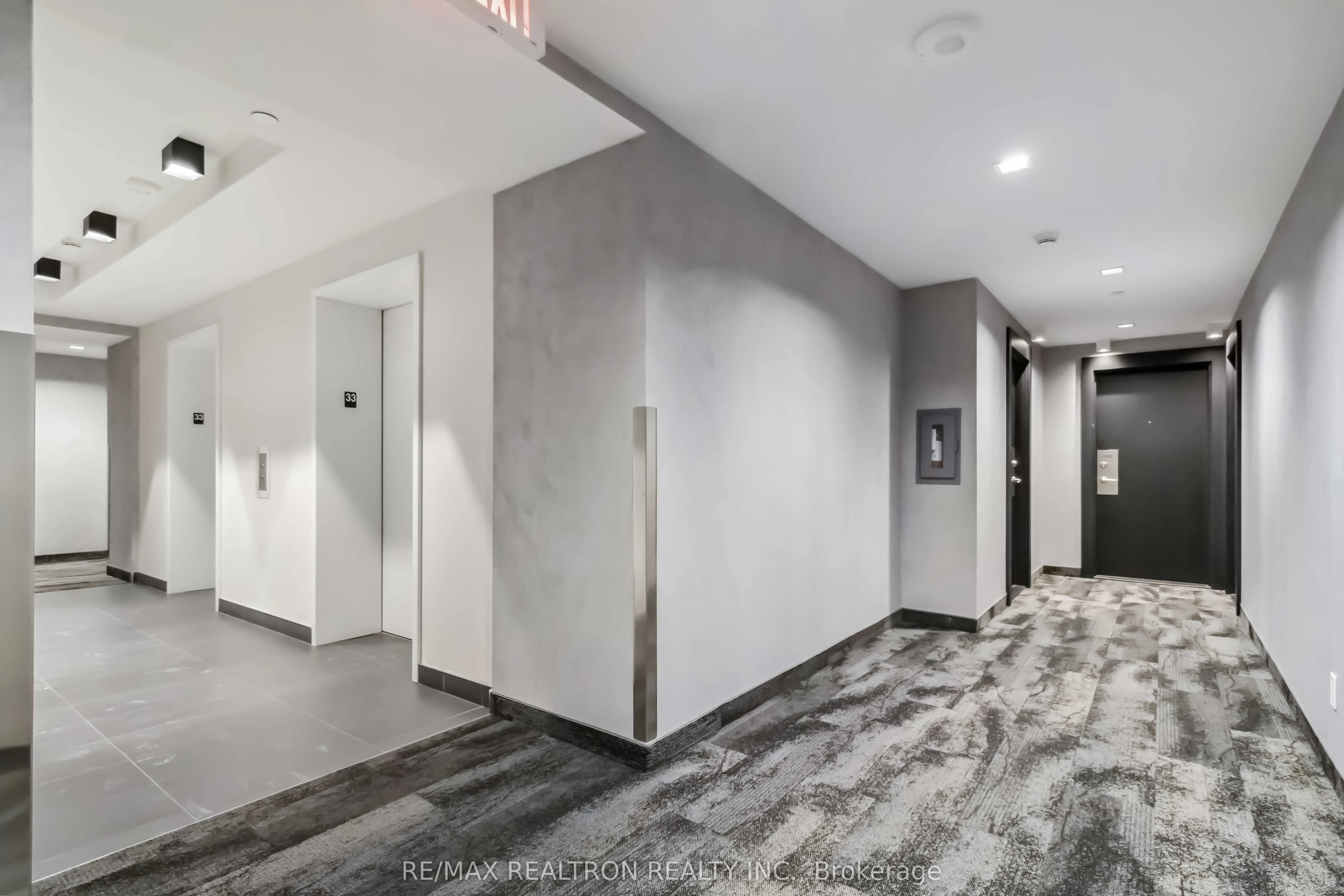 87 Peter Street, #3306