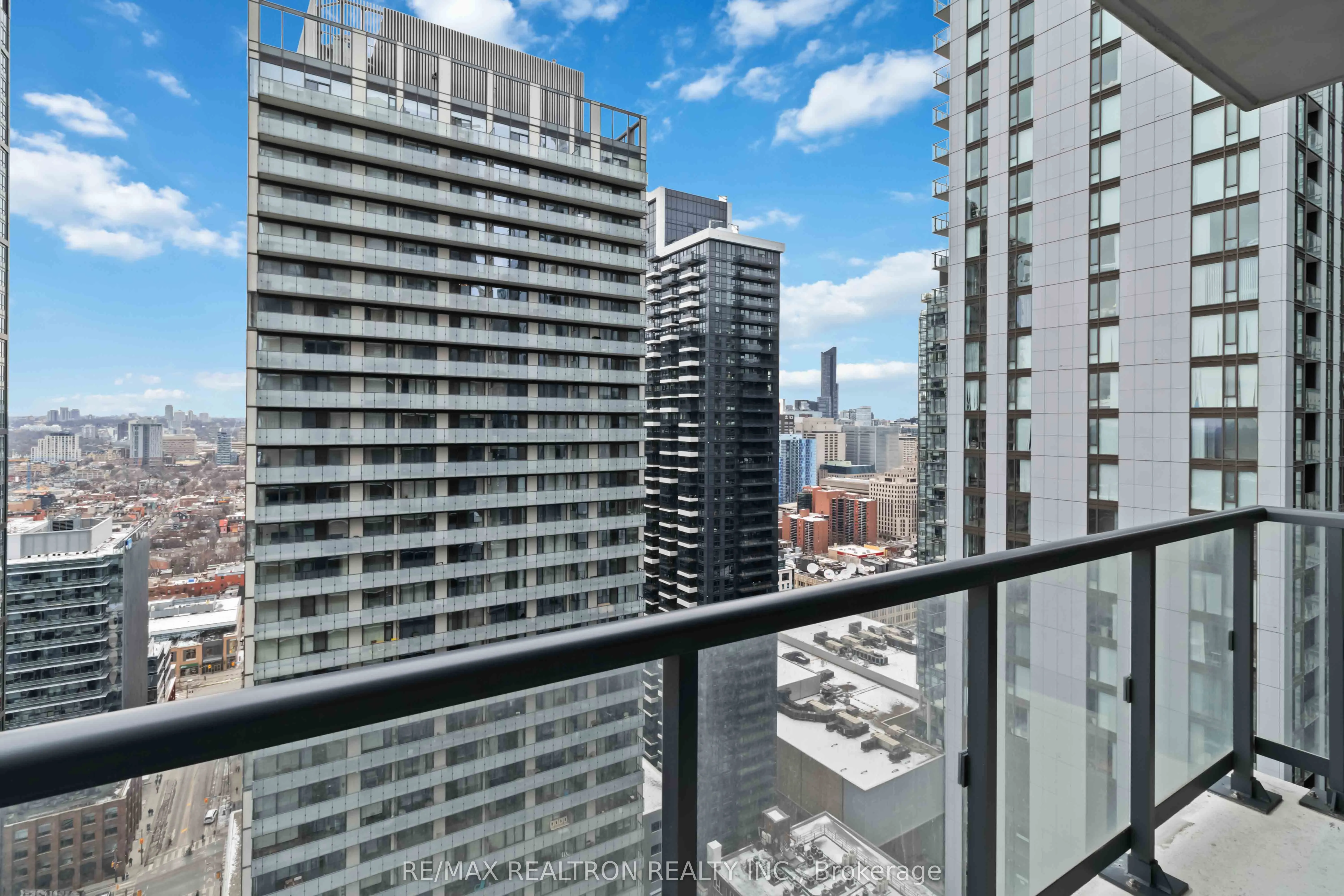 87 Peter Street, #3306