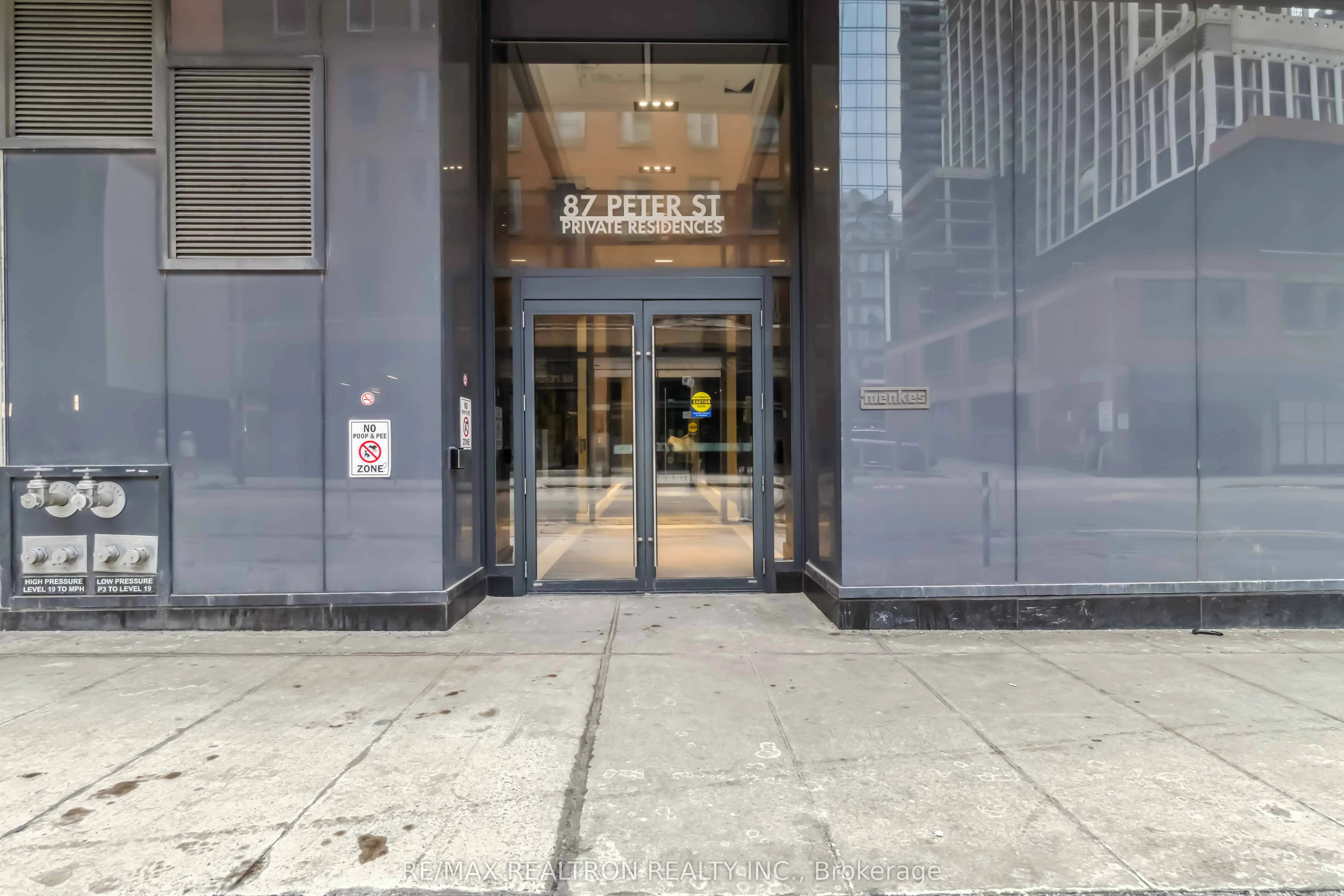 87 Peter Street, #3306