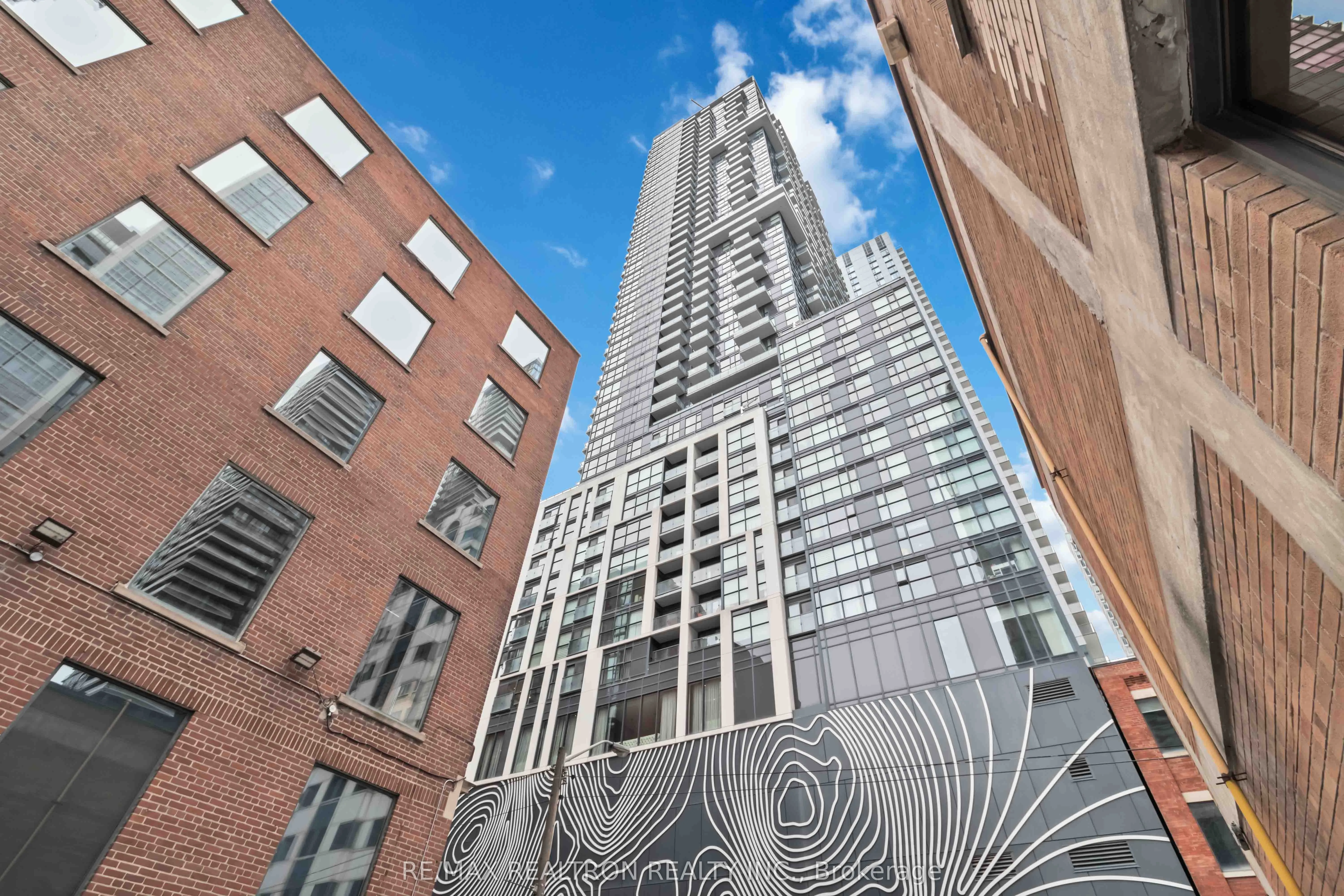 87 Peter Street, #3306