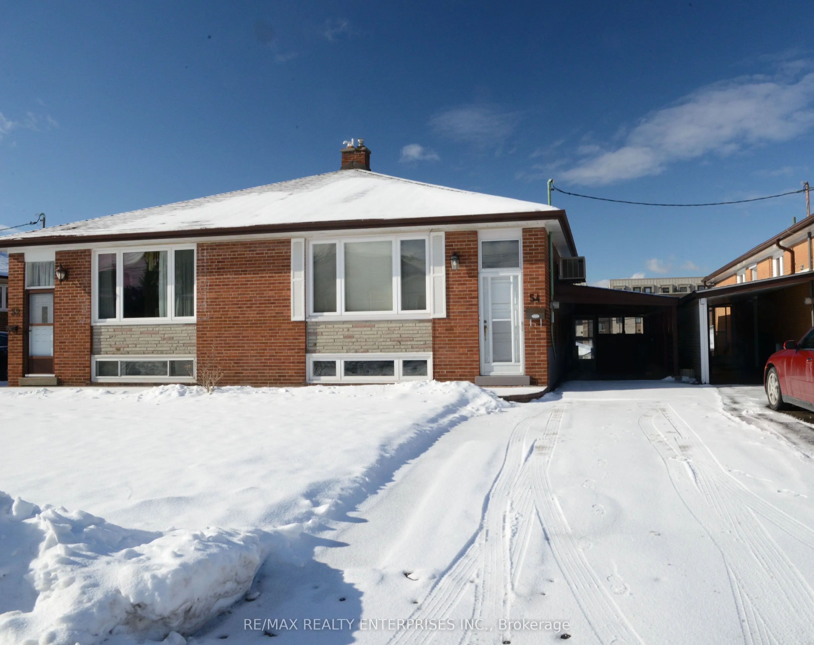 54 Pinebrook Avenue