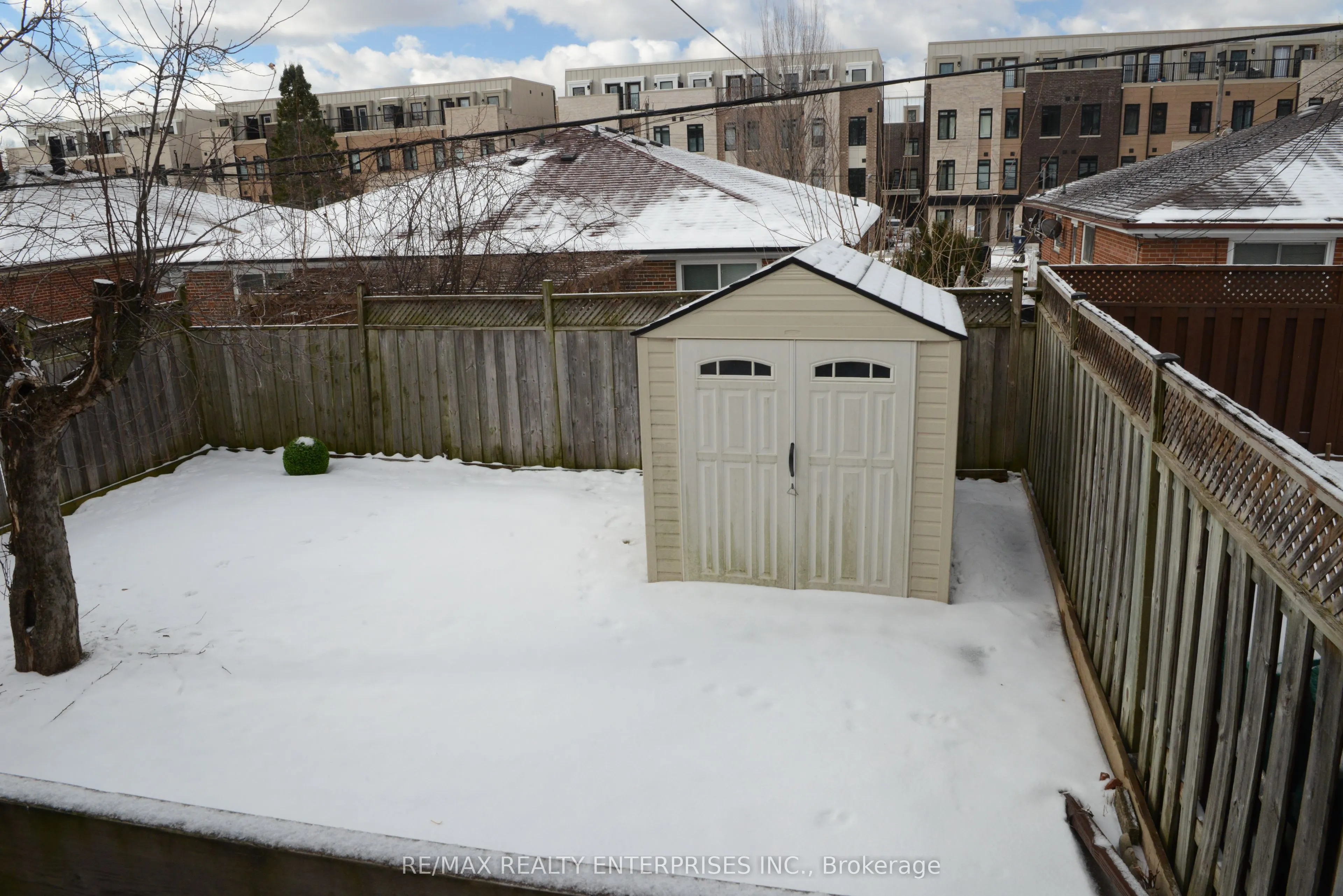 54 Pinebrook Avenue