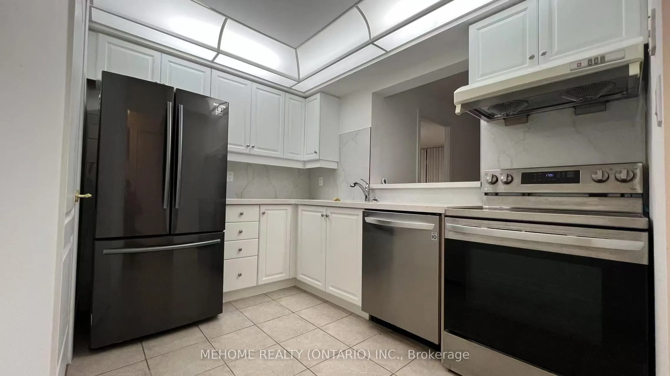 5418 Yonge Street, #501
