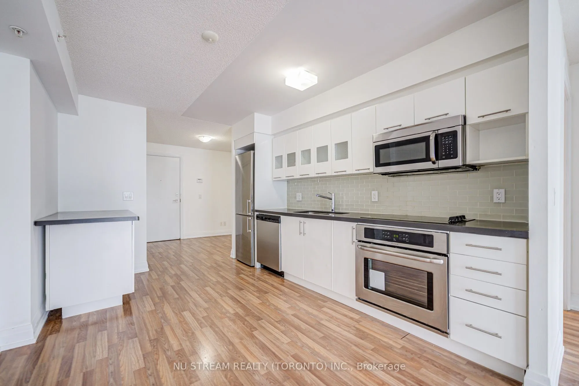 555 Wilson Avenue, #E810