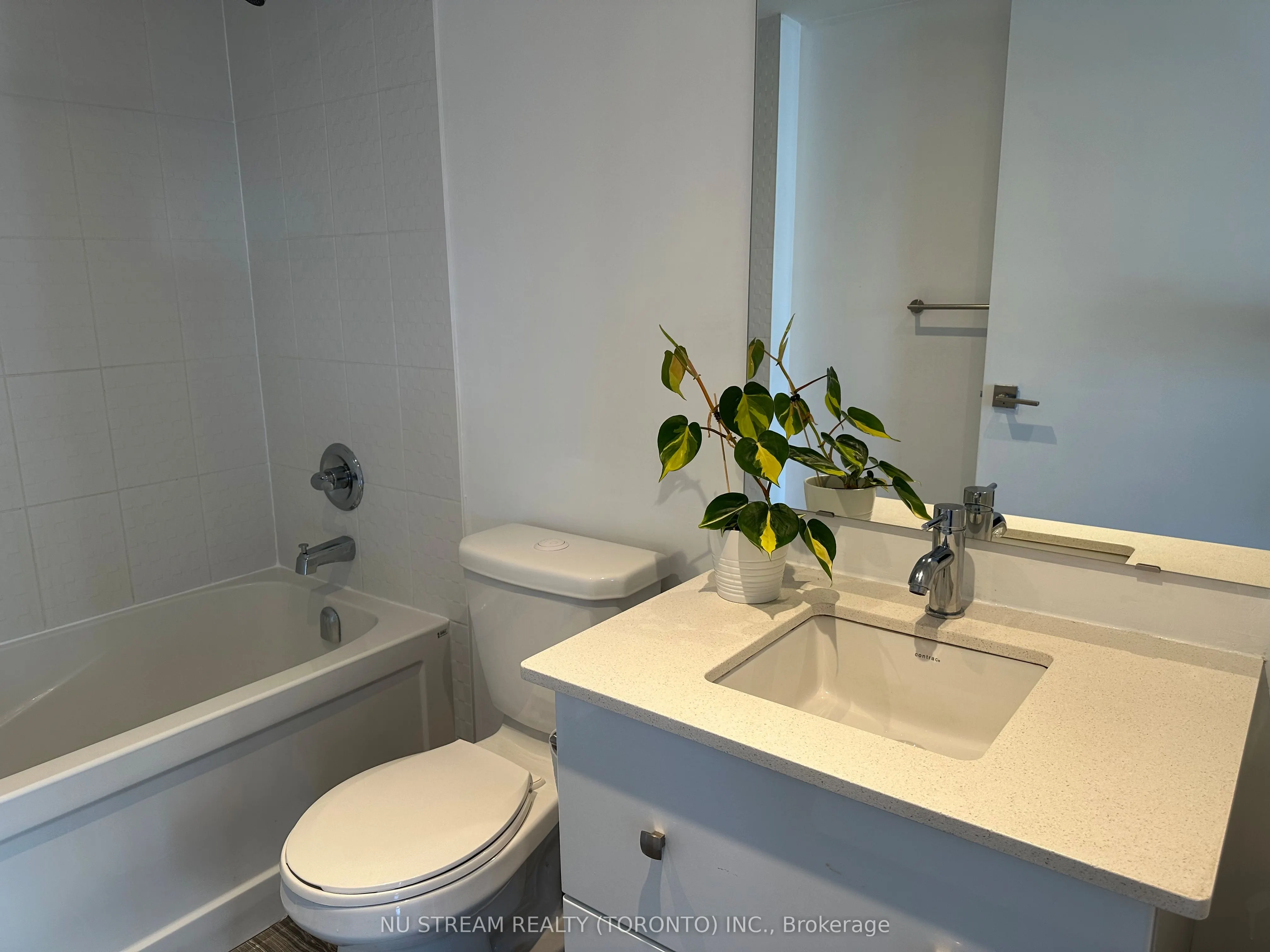 555 Wilson Avenue, #E810