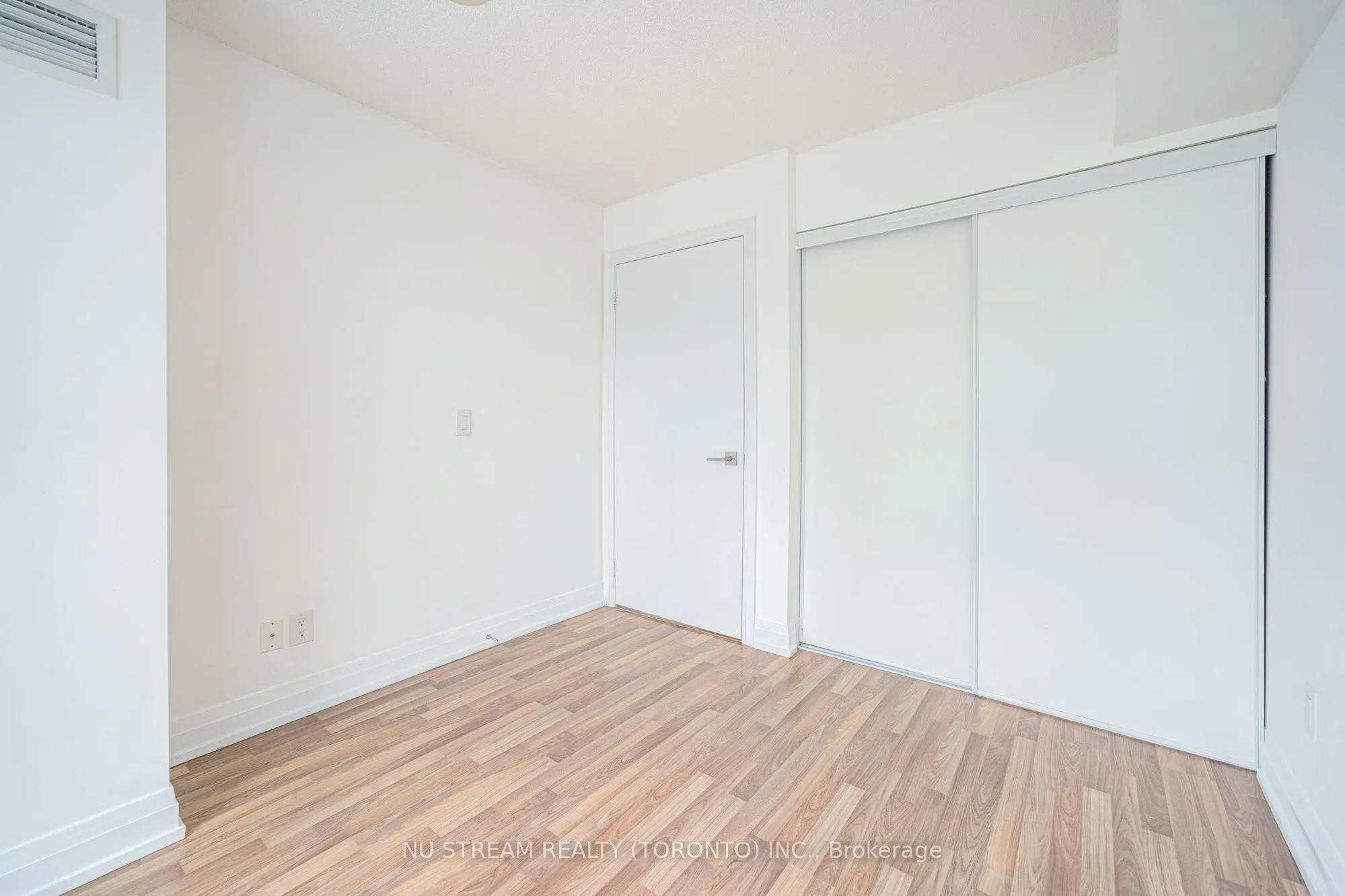 555 Wilson Avenue, #E810