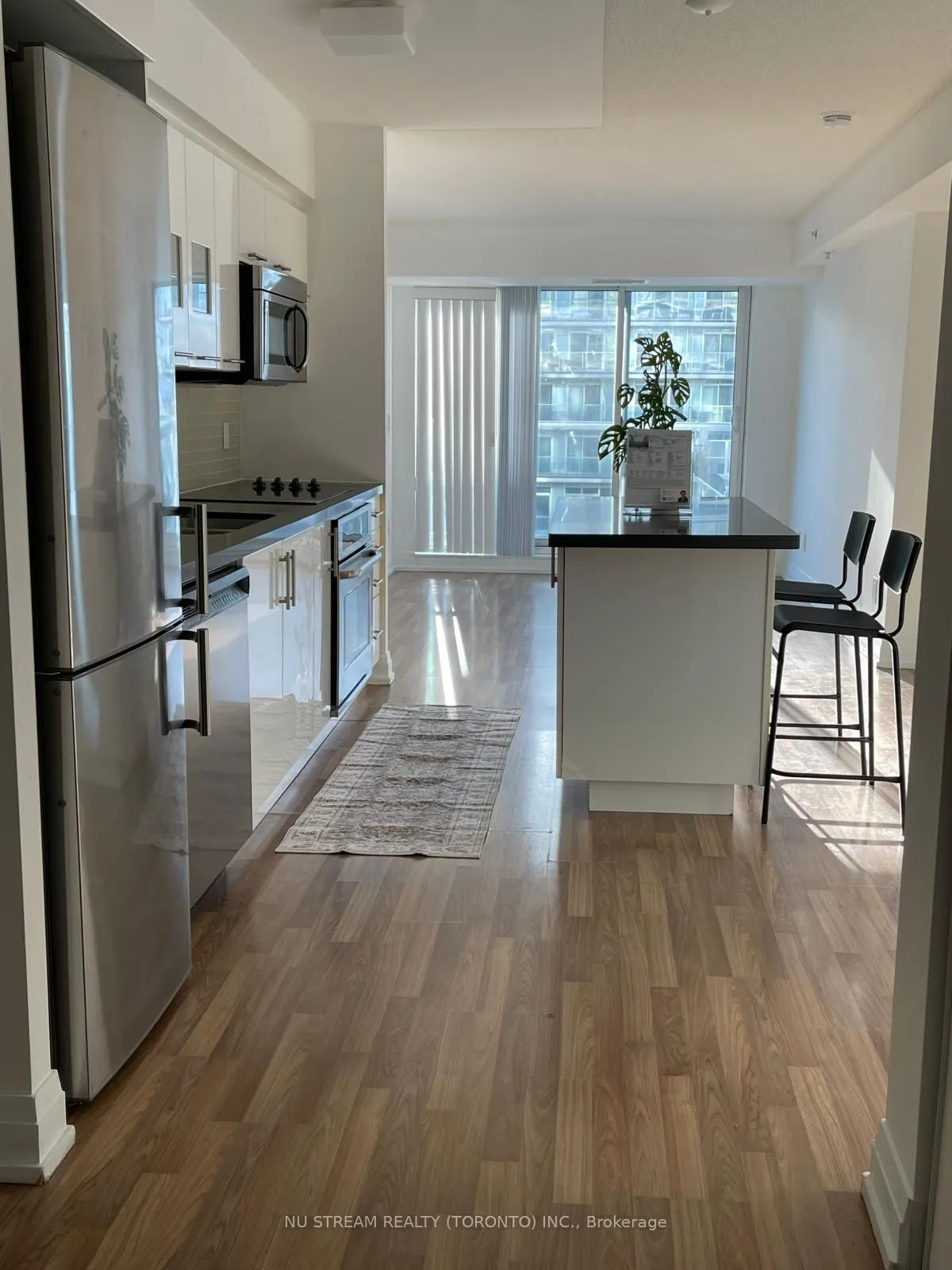 555 Wilson Avenue, #E810