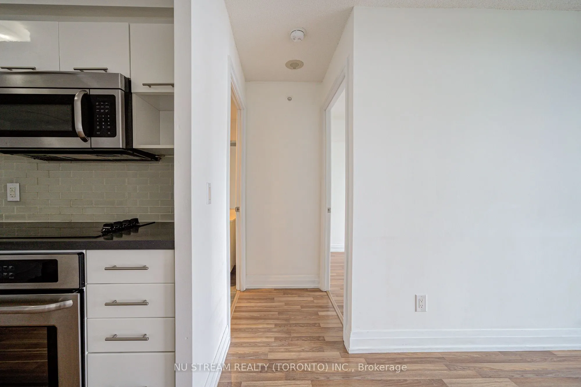 555 Wilson Avenue, #E810