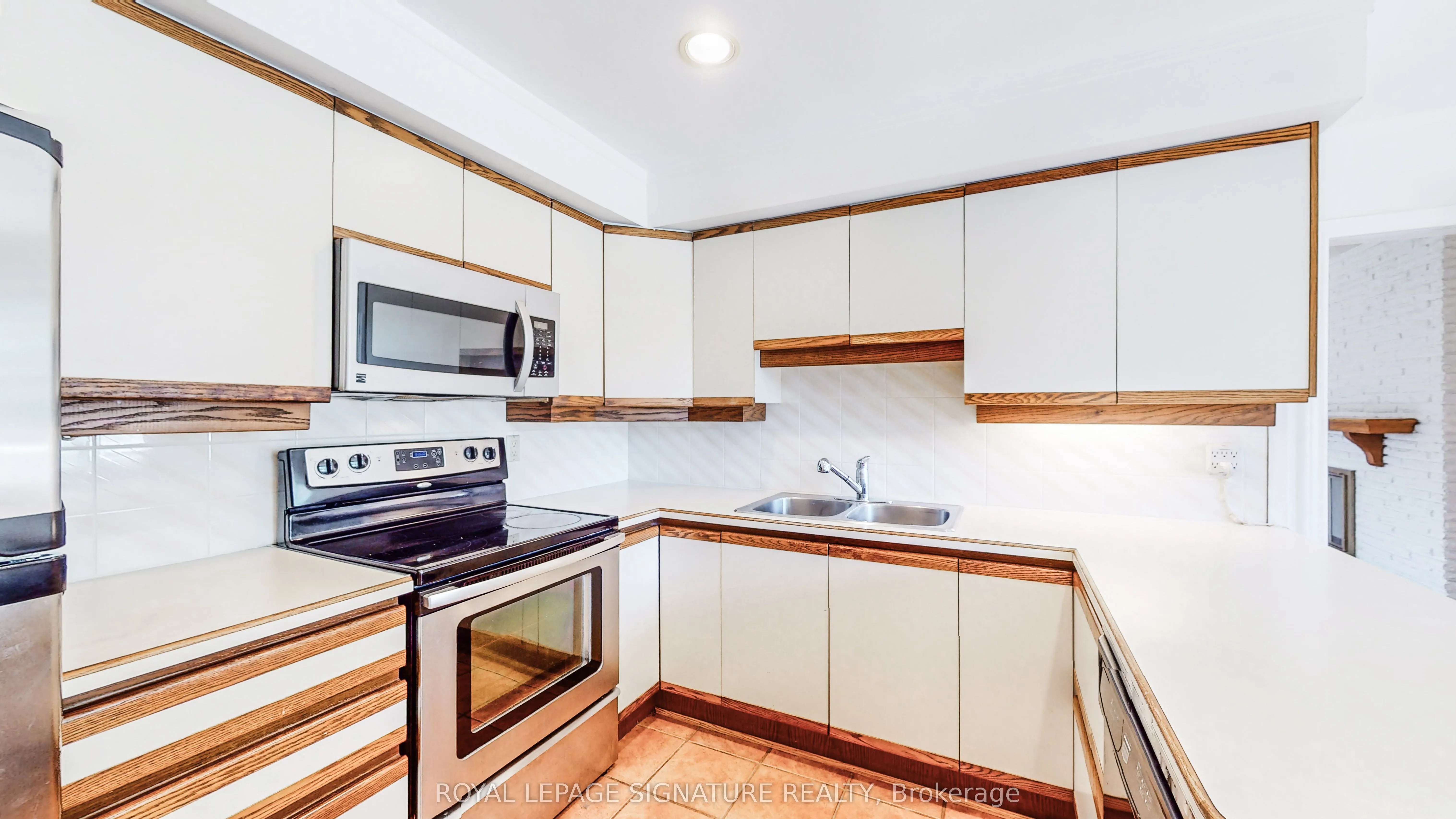 24 Burleigh Heights Drive