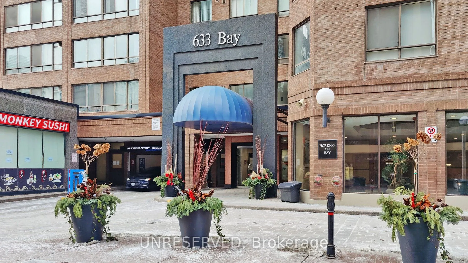 633 Bay Street, #1711