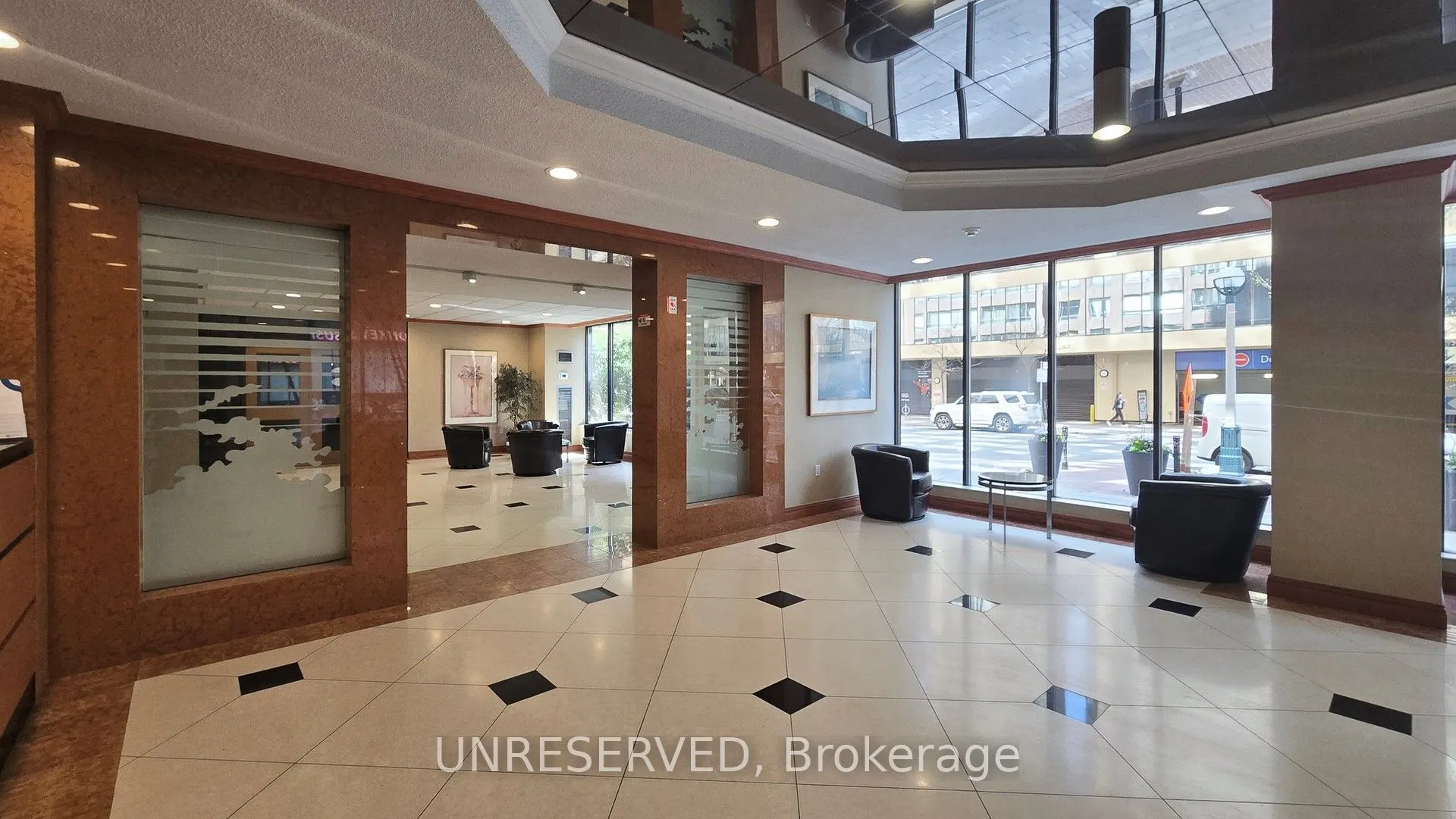 633 Bay Street, #1711