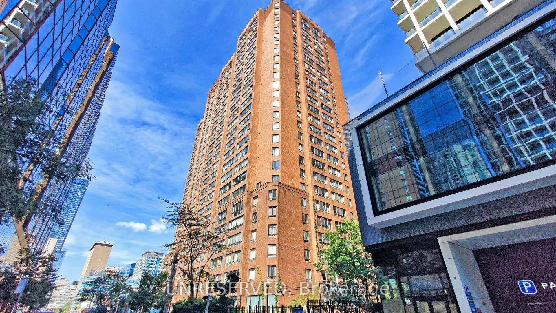633 Bay Street, #1711
